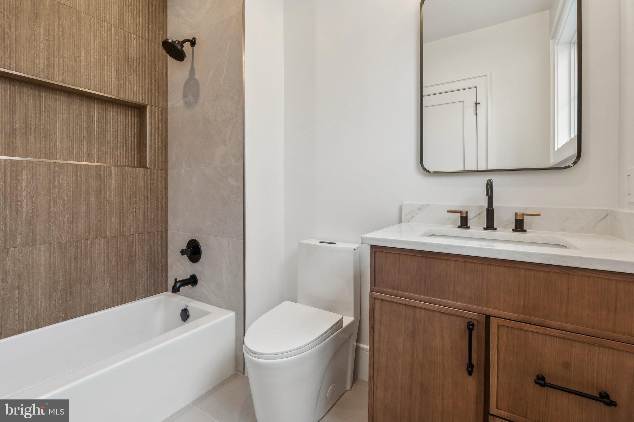 GLEN ECHO HEIGHTS - Residential