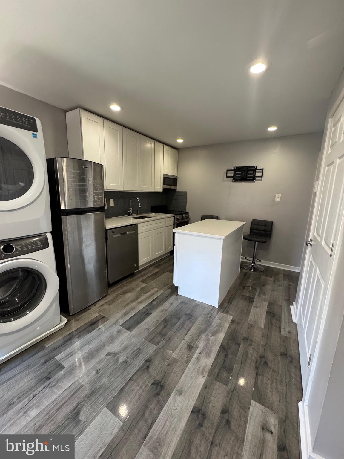 1429 N HOLLYWOOD STREET