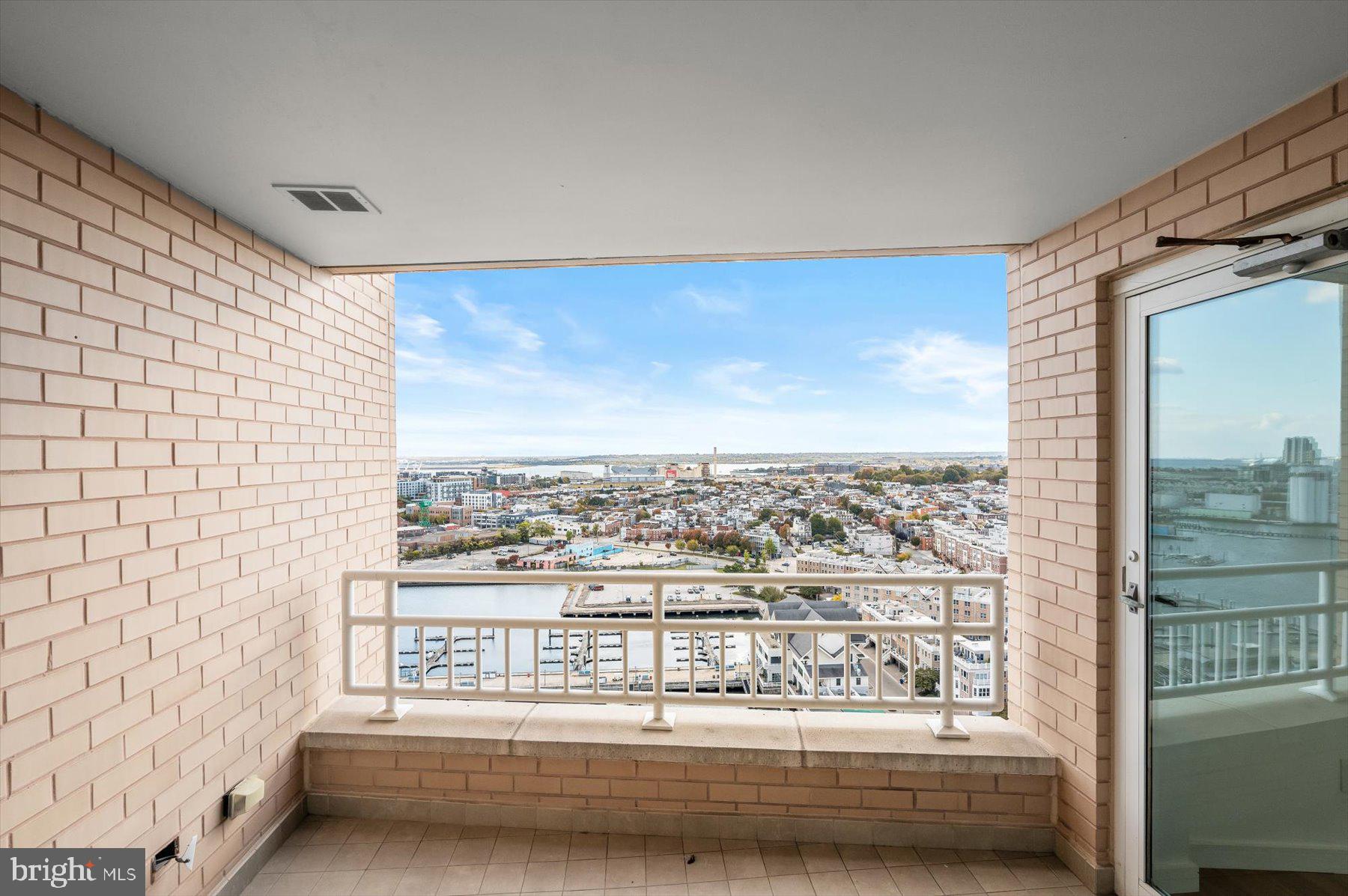 HARBORVIEW - Residential