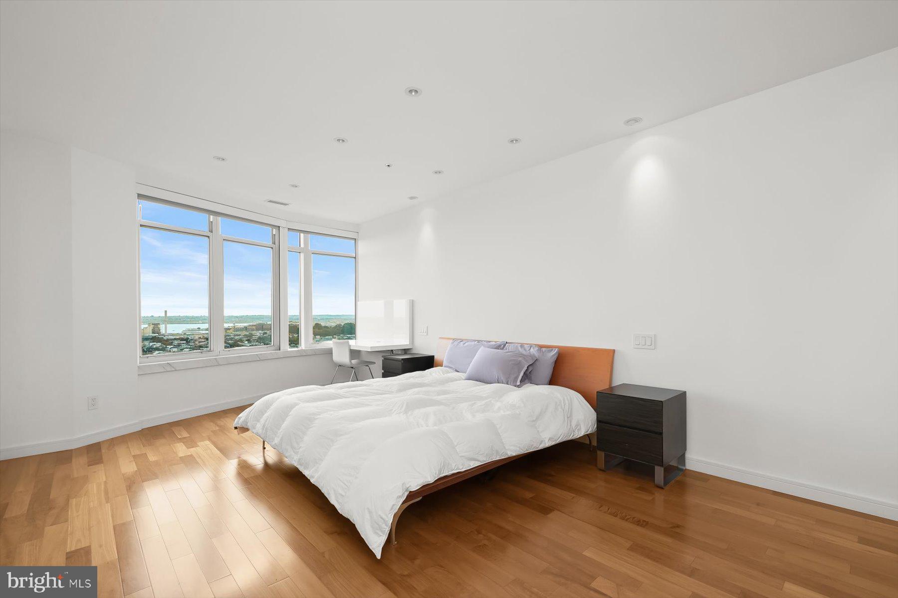 HARBORVIEW - Residential