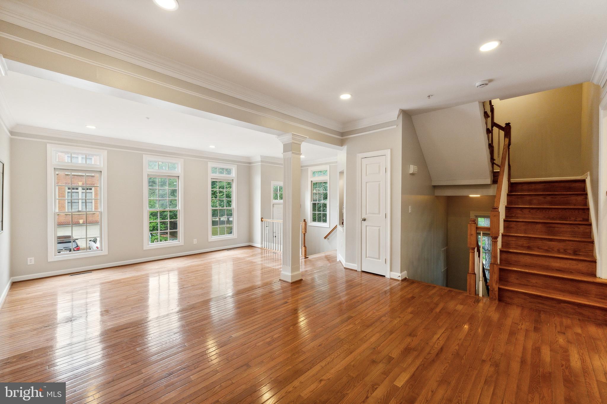 KIDWELL TOWNS - Residential Lease