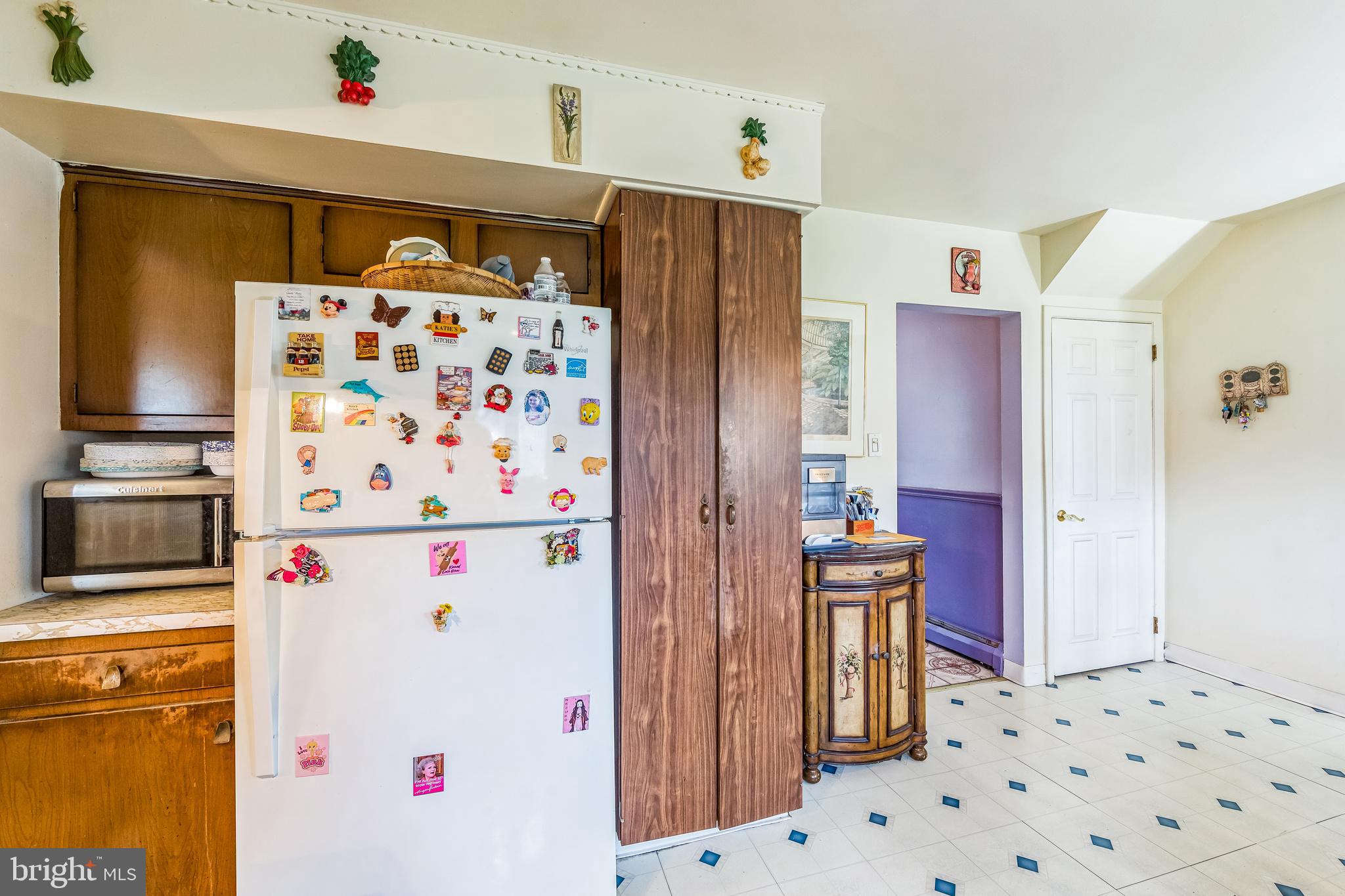 MEETINGHOUSE VIL - Residential