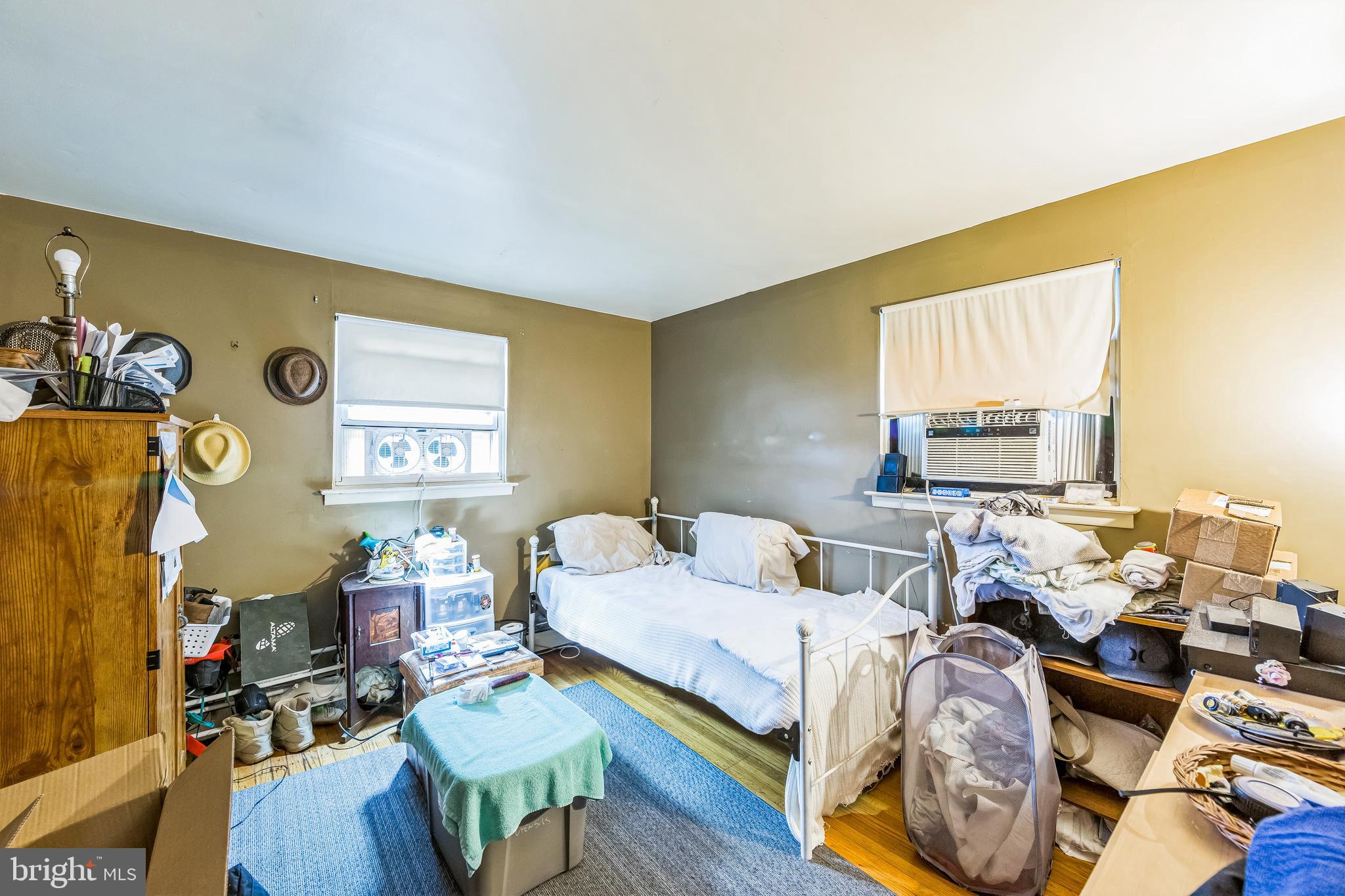 MEETINGHOUSE VIL - Residential