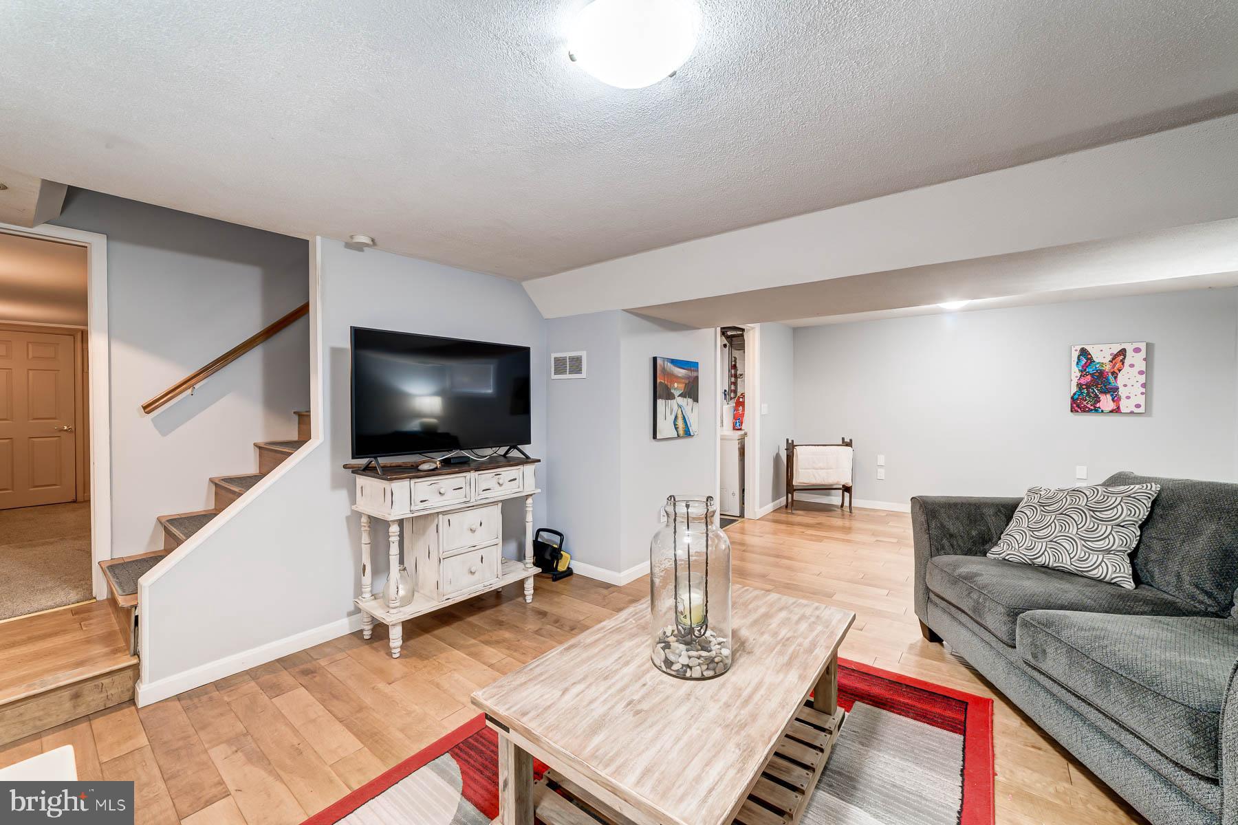 SEMINARY HILL - Residential