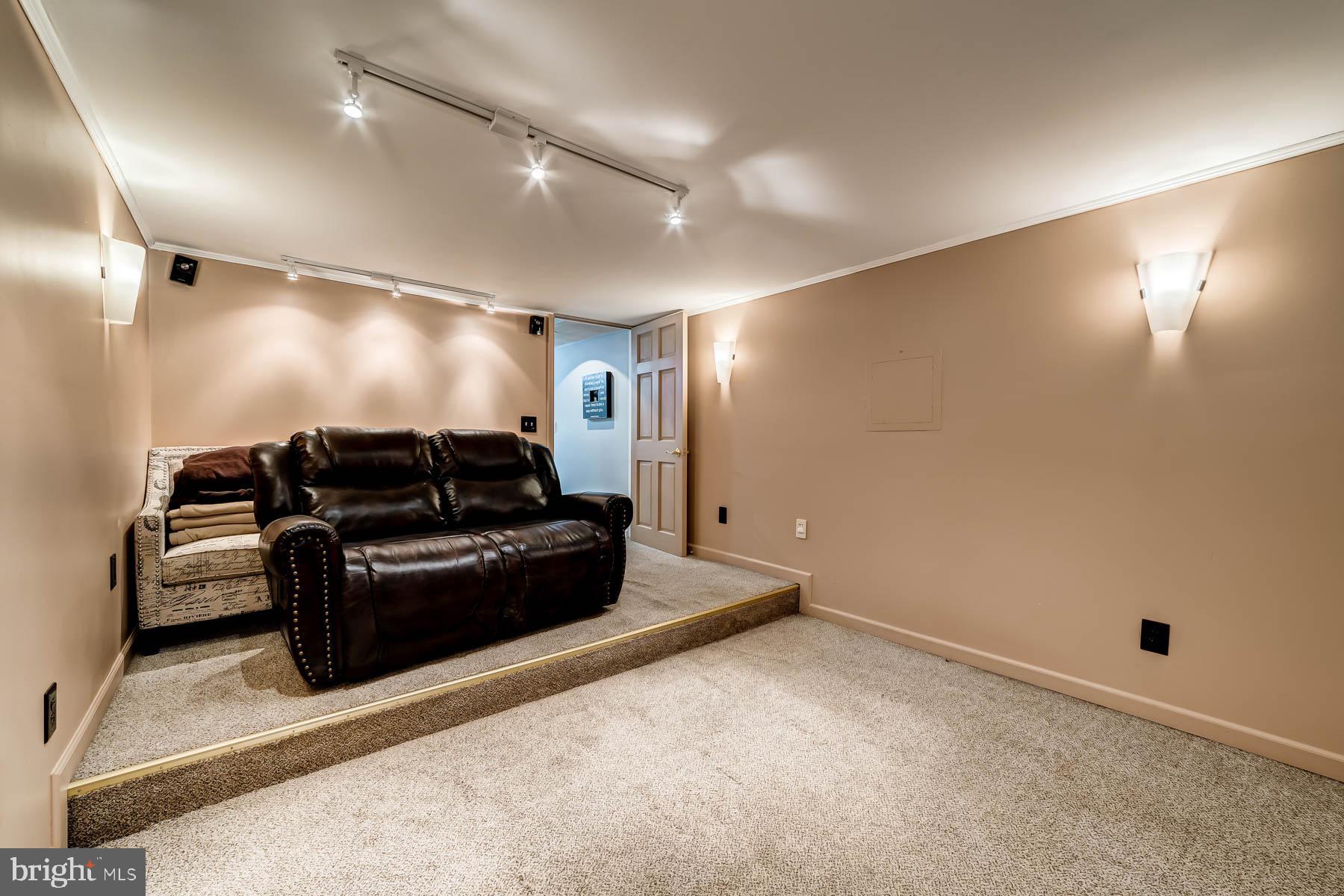 SEMINARY HILL - Residential