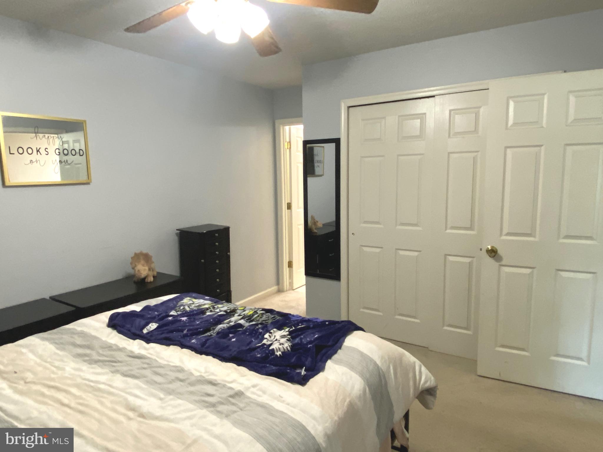 RIDGEFIELD - Residential