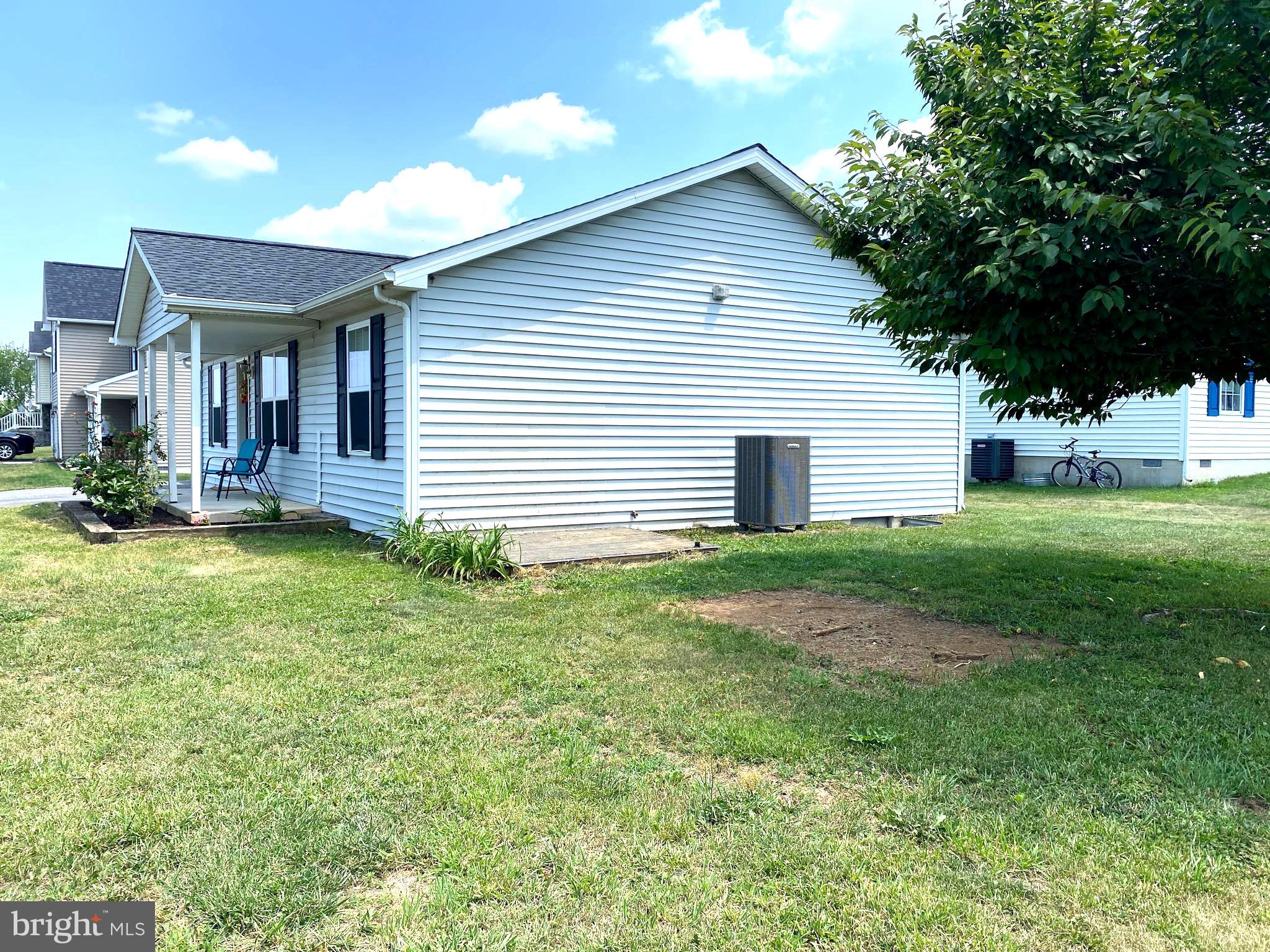 RIDGEFIELD - Residential