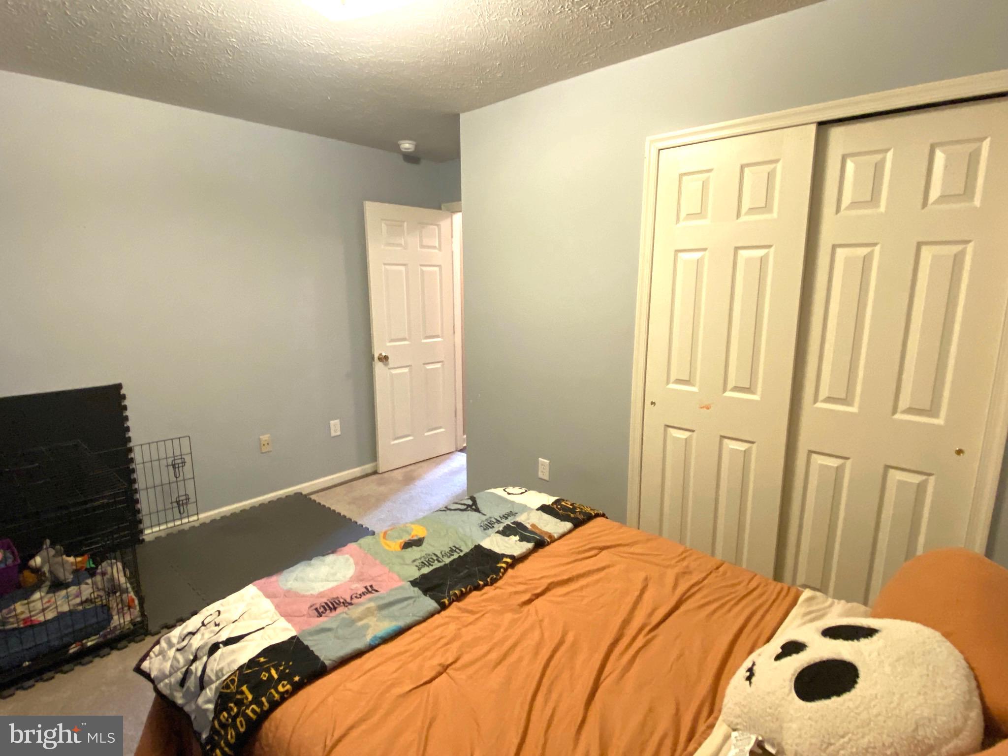 RIDGEFIELD - Residential