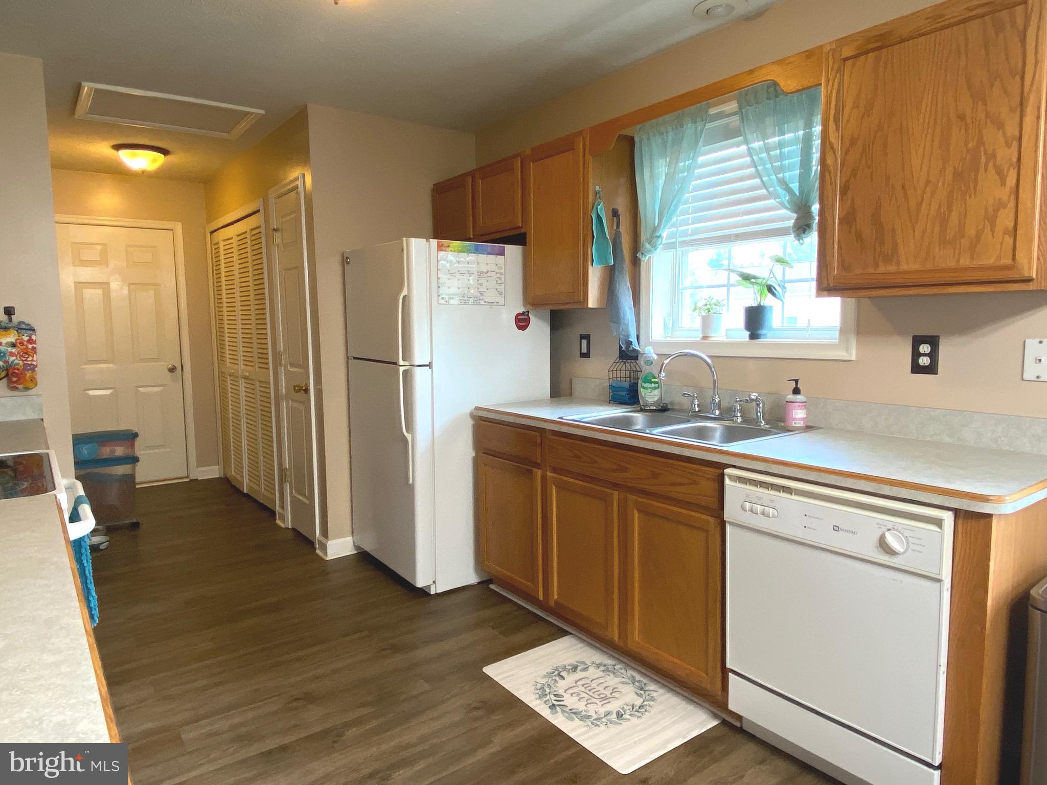 RIDGEFIELD - Residential