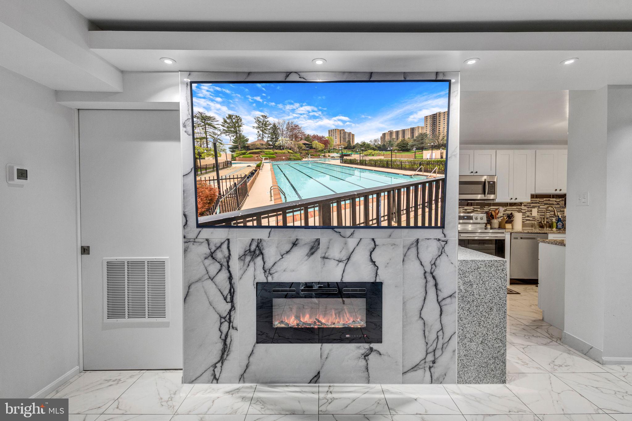 WATERGATE AT LANDMARK - Residential Lease