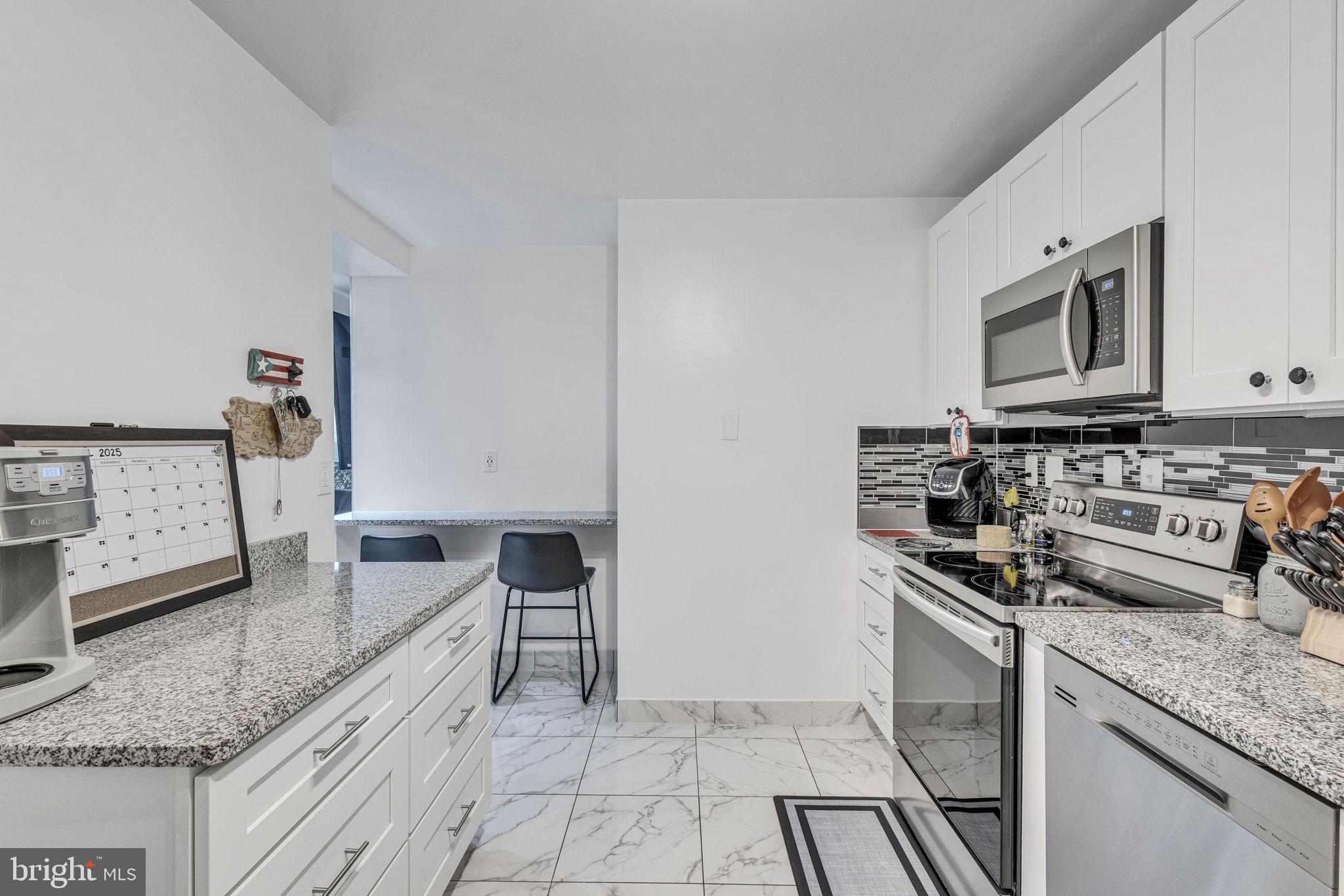 WATERGATE AT LANDMARK - Residential Lease