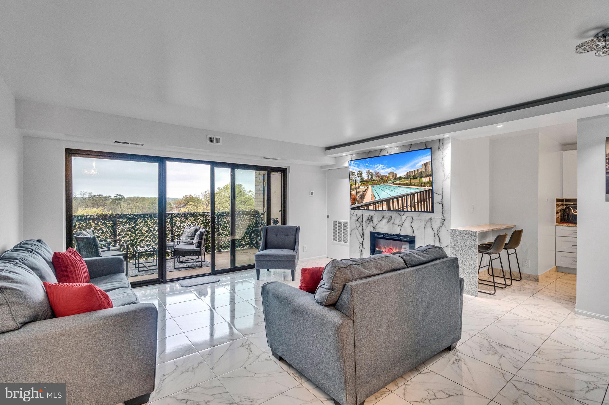 WATERGATE AT LANDMARK - Residential Lease