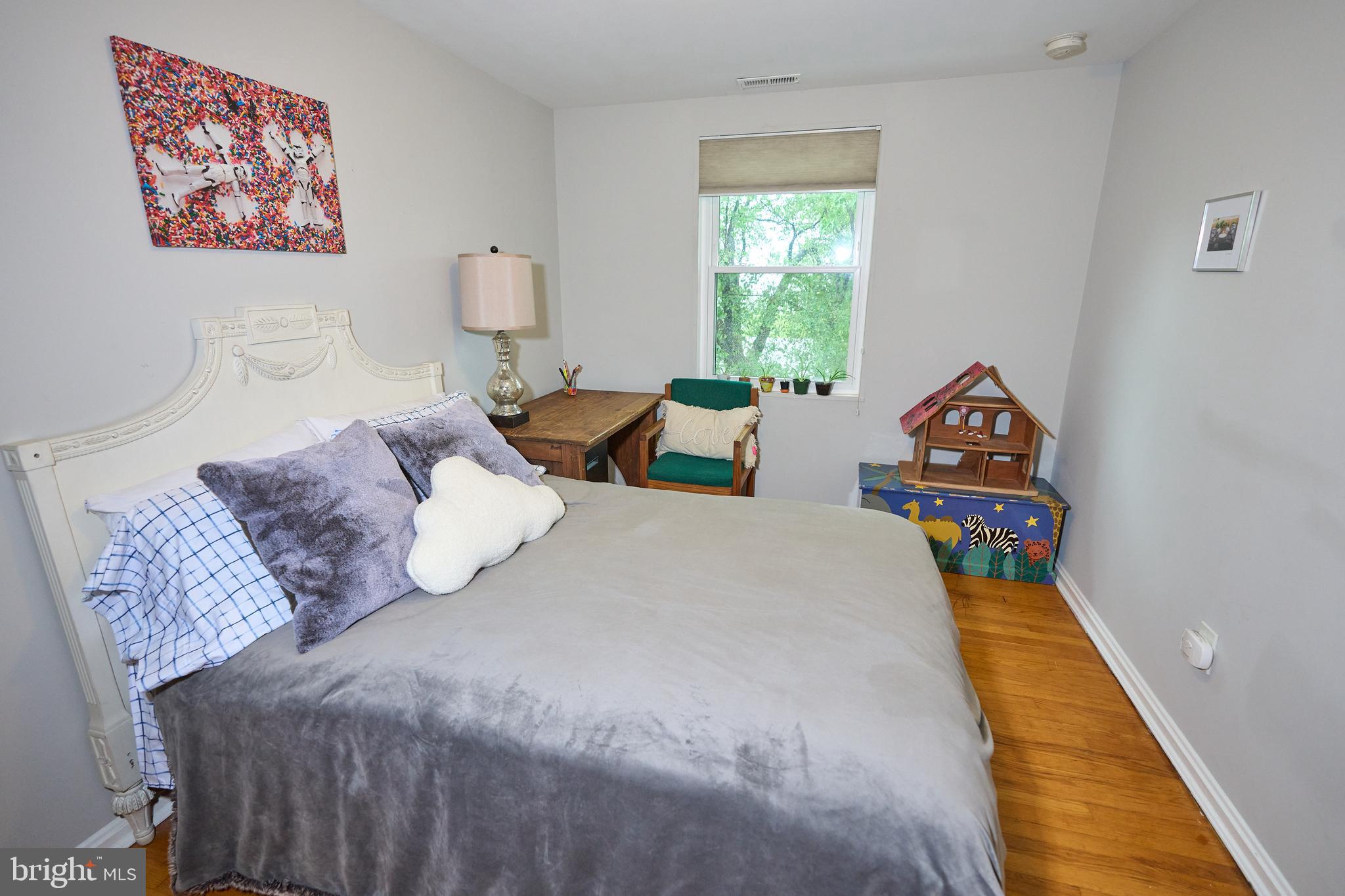 WARWICK VILLAGE - Residential Lease