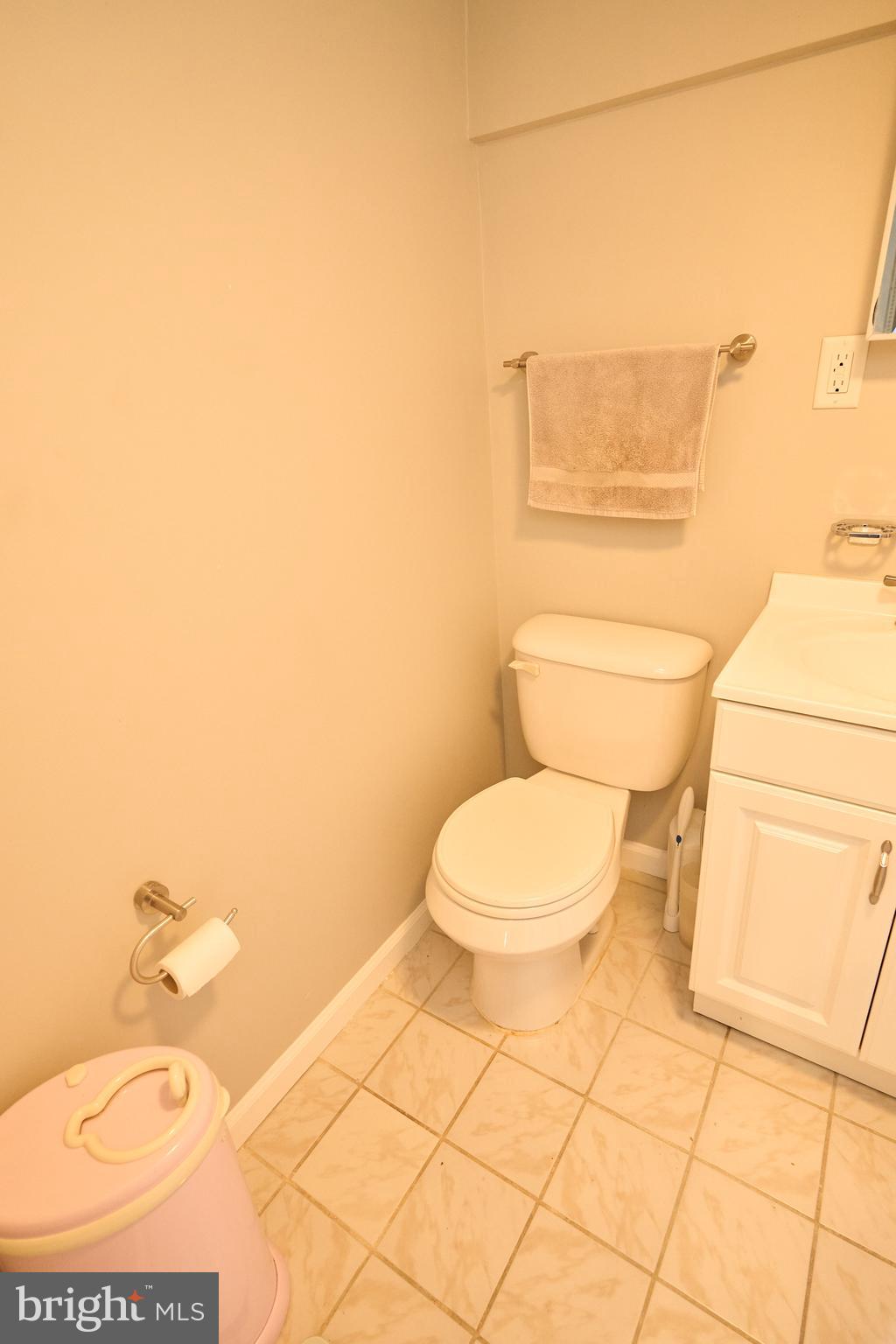 WARWICK VILLAGE - Residential Lease