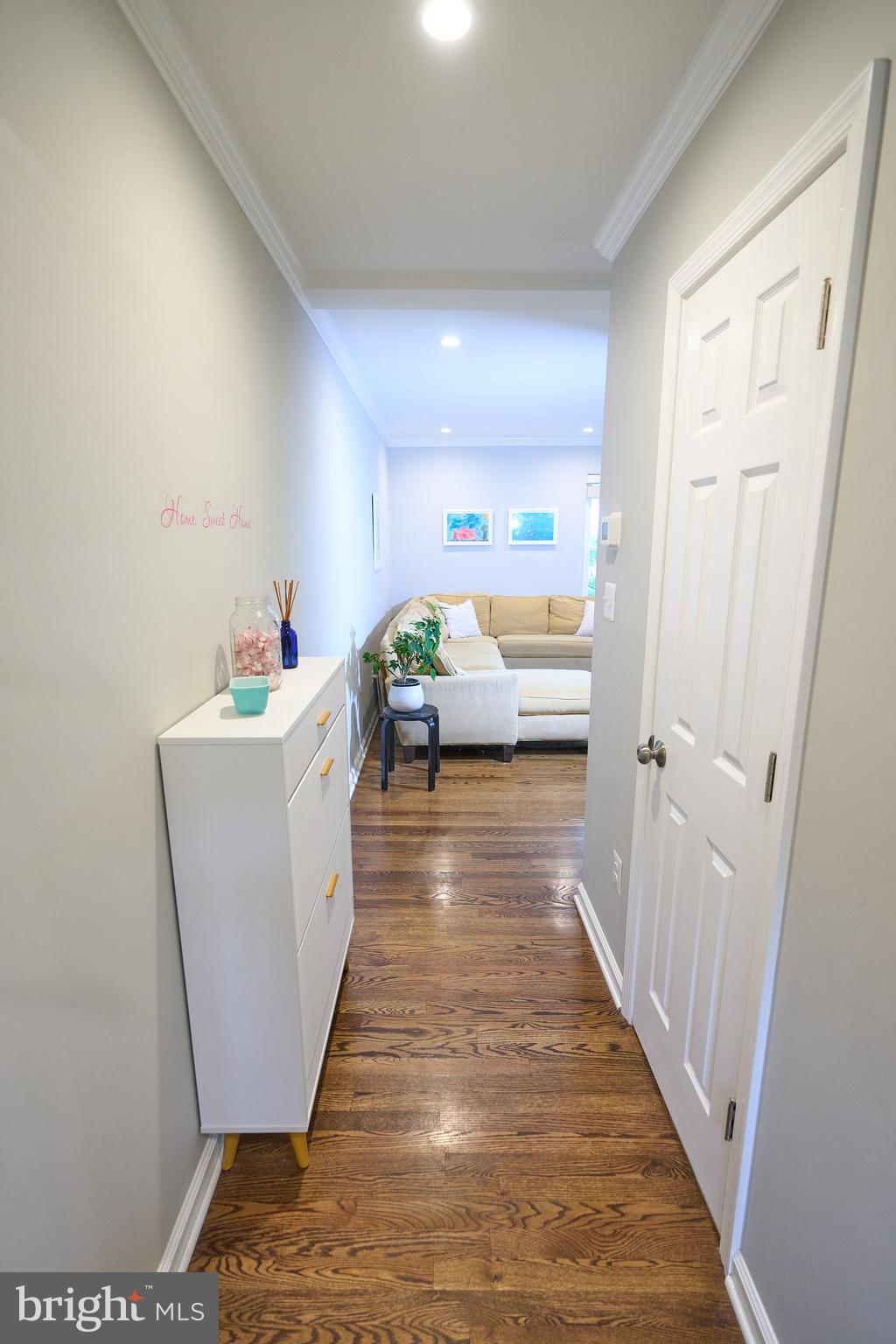 WARWICK VILLAGE - Residential Lease