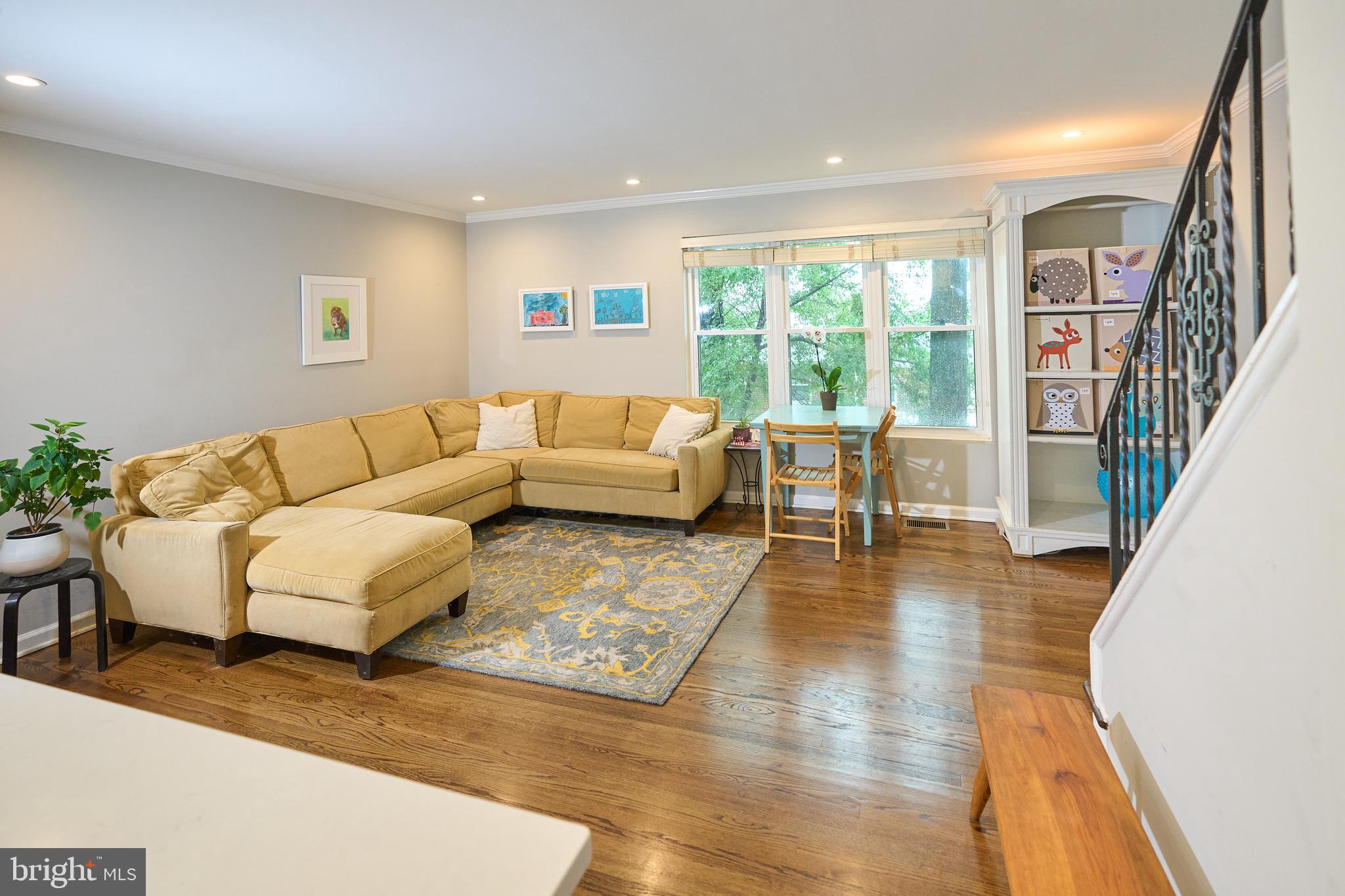 WARWICK VILLAGE - Residential Lease