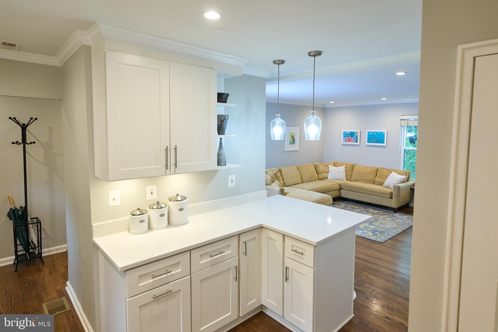 WARWICK VILLAGE - Residential Lease