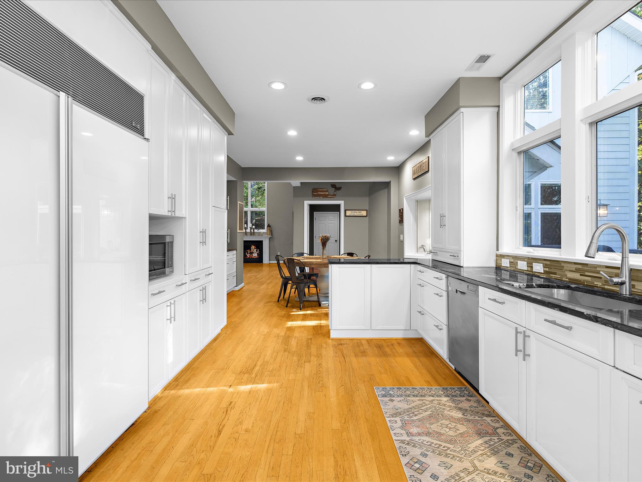 ROUND BAY - Residential