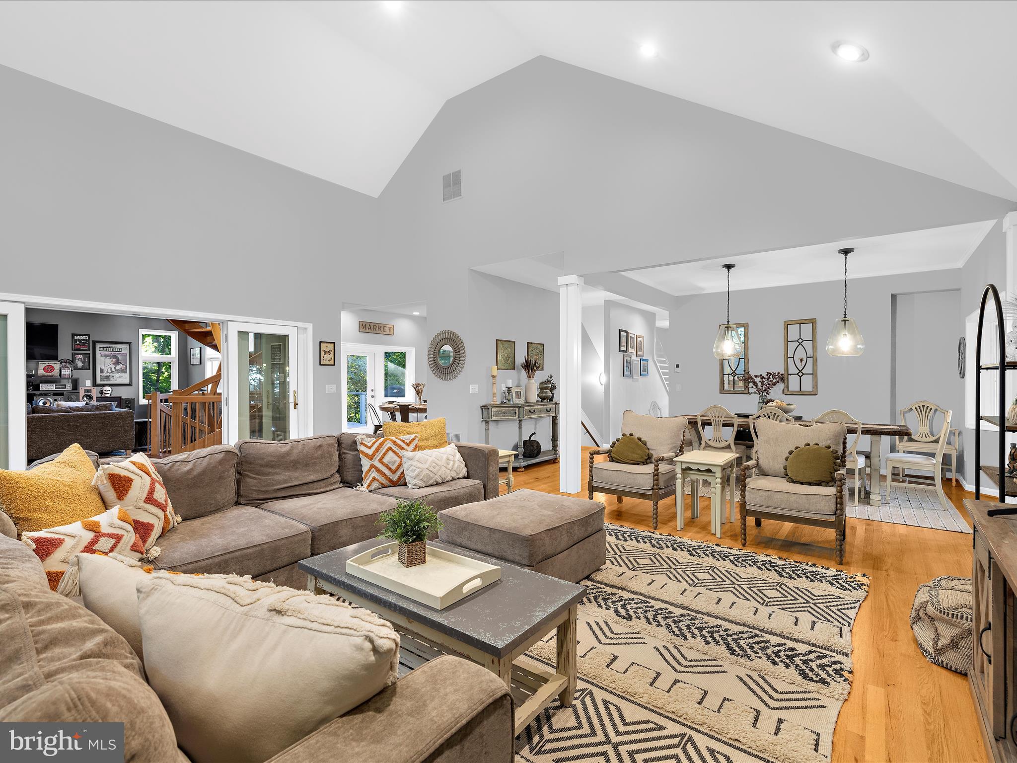 1 RIDOUT ROAD