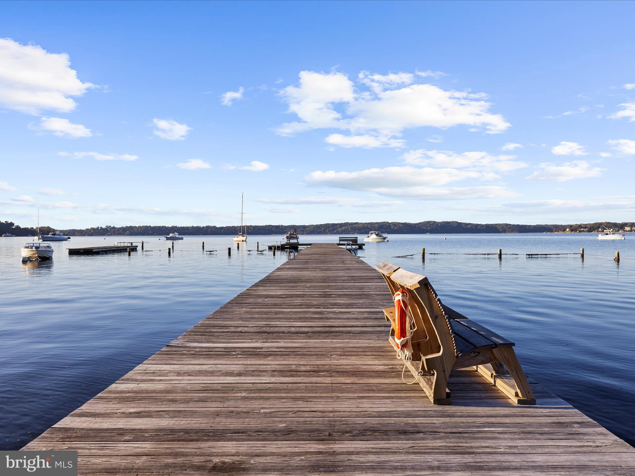 ROUND BAY - Residential