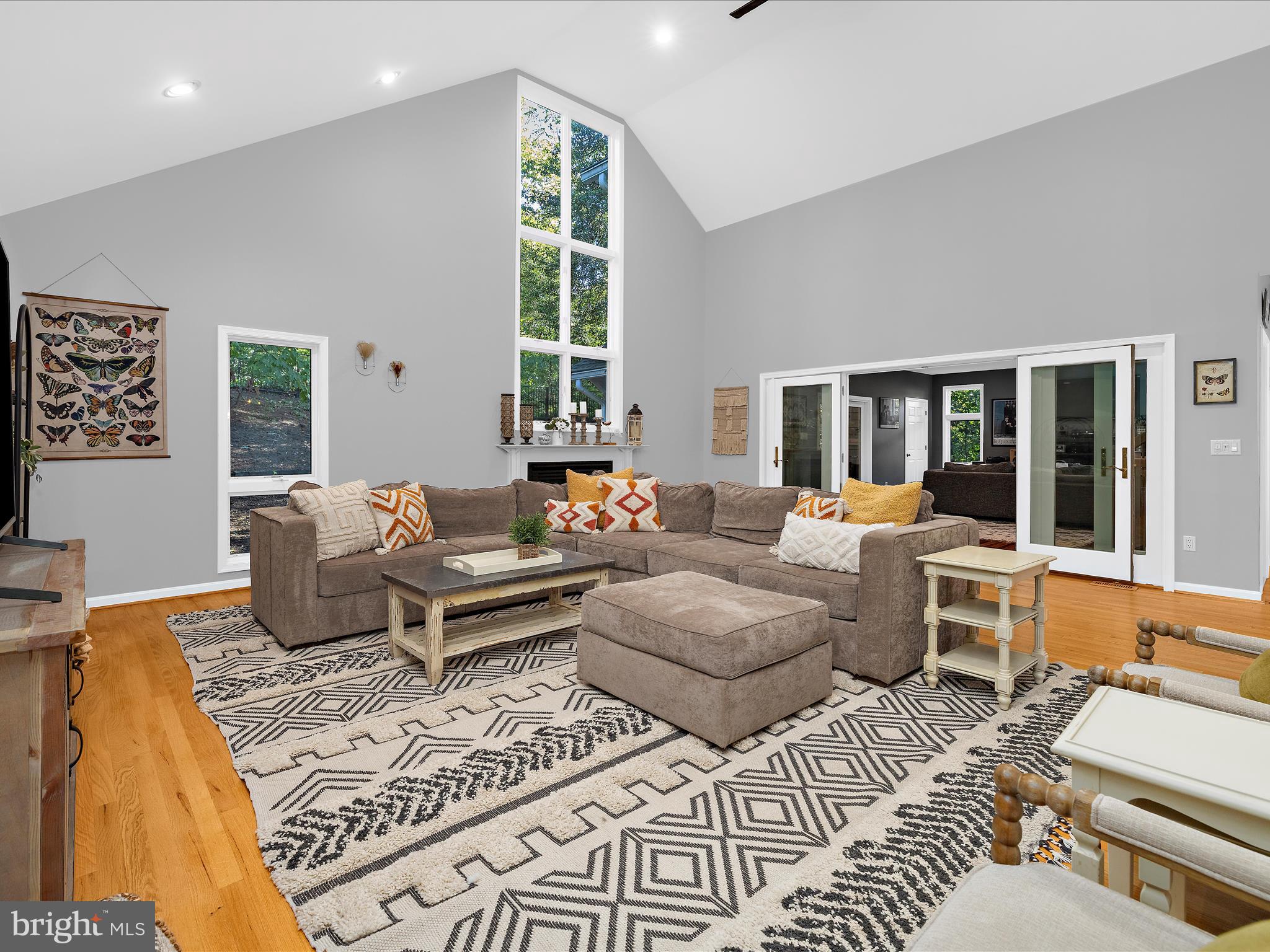 ROUND BAY - Residential