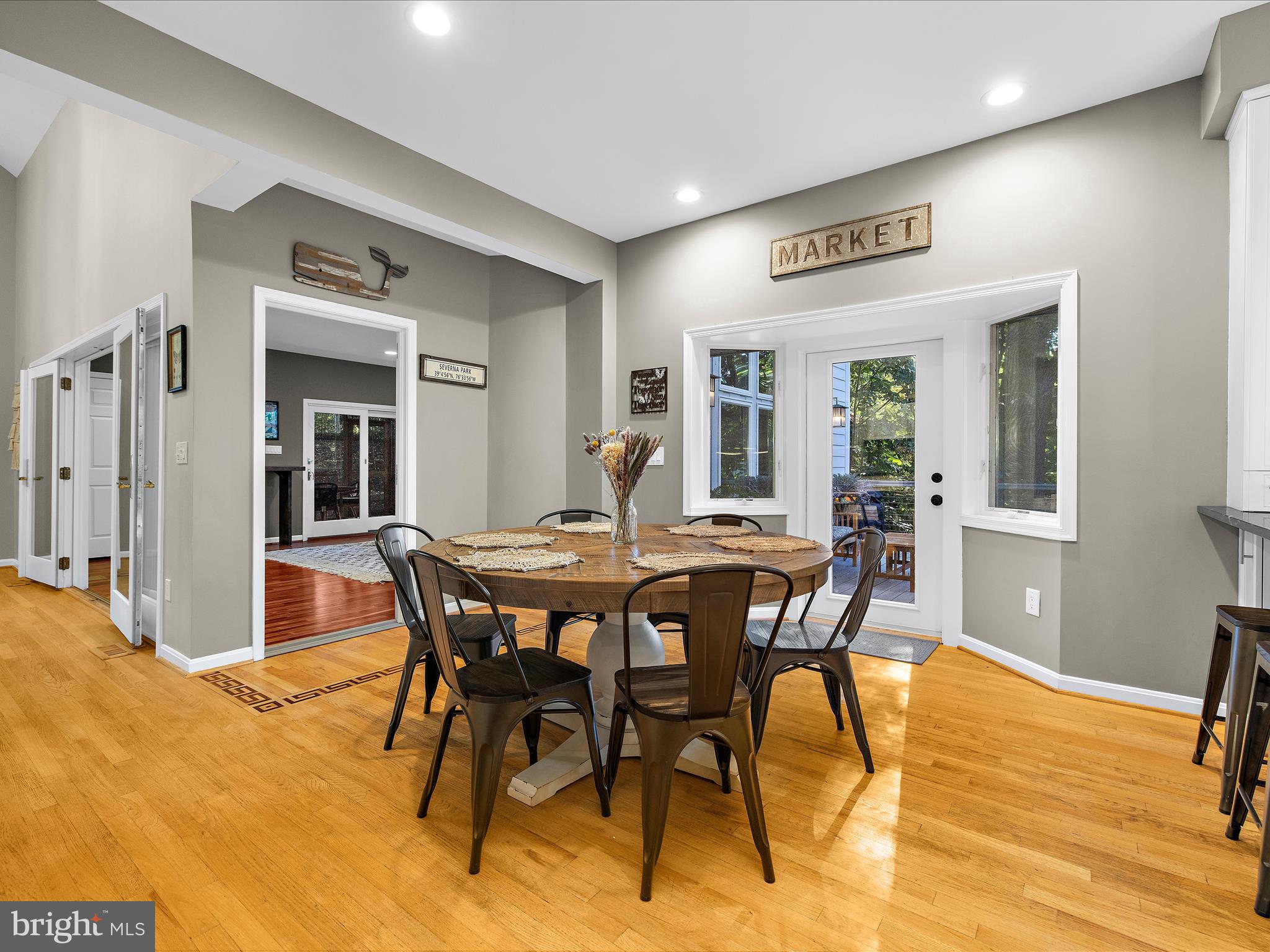 ROUND BAY - Residential