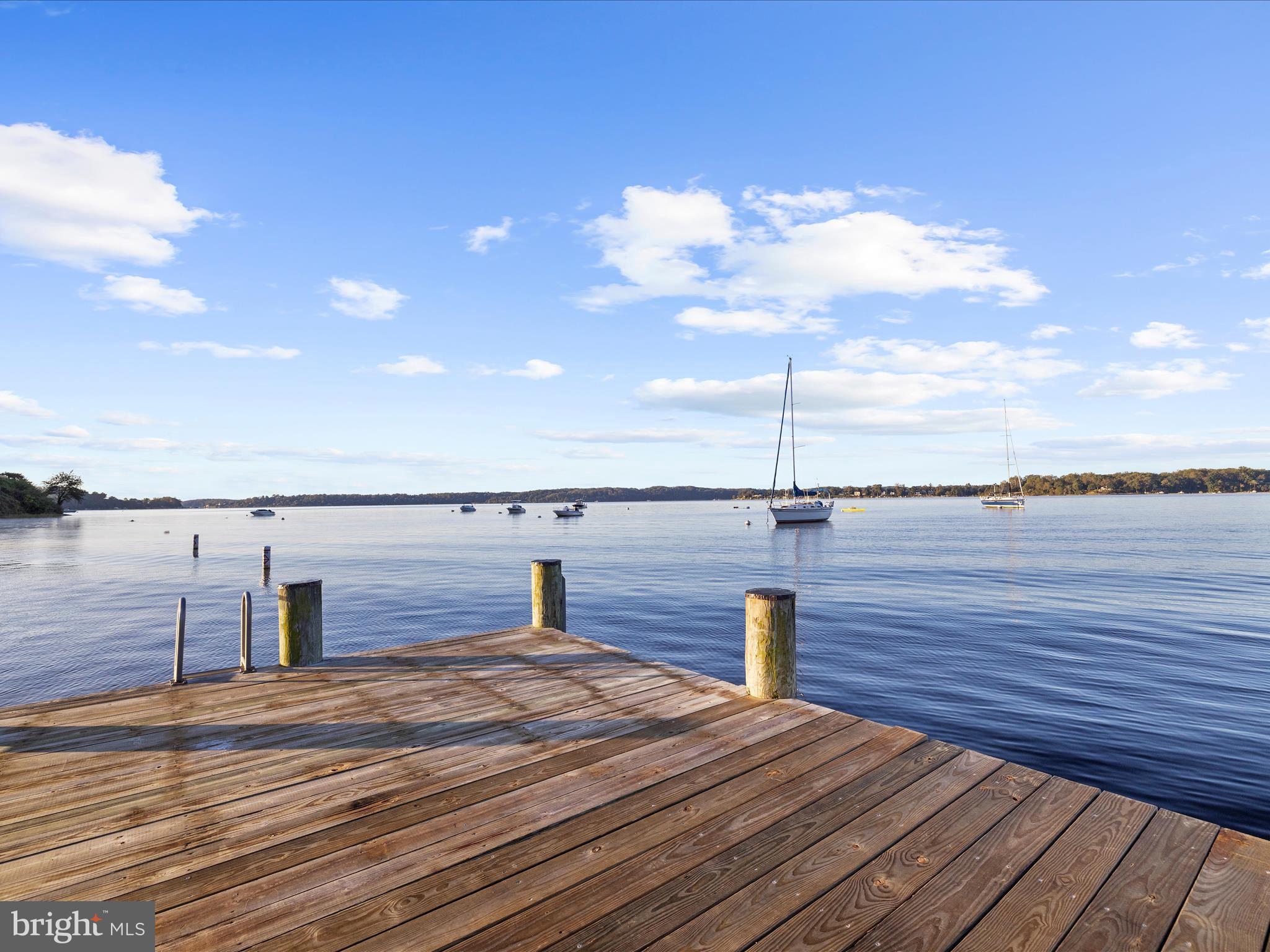 ROUND BAY - Residential