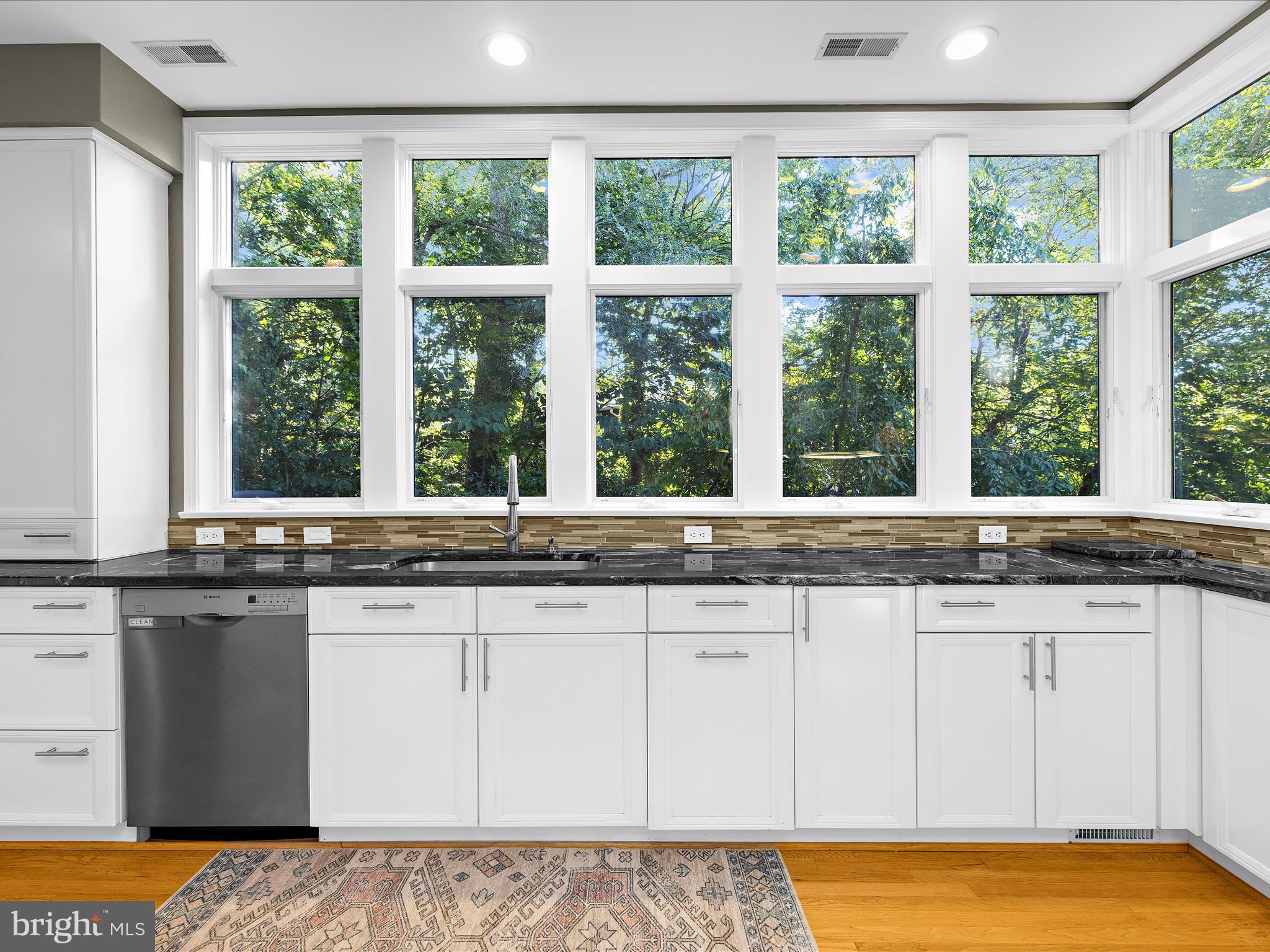 ROUND BAY - Residential