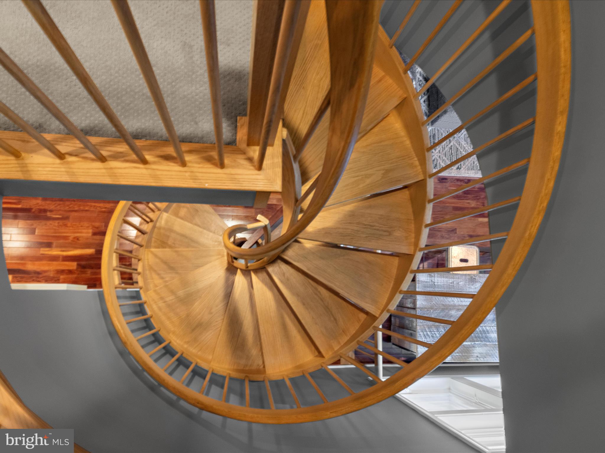 ROUND BAY - Residential