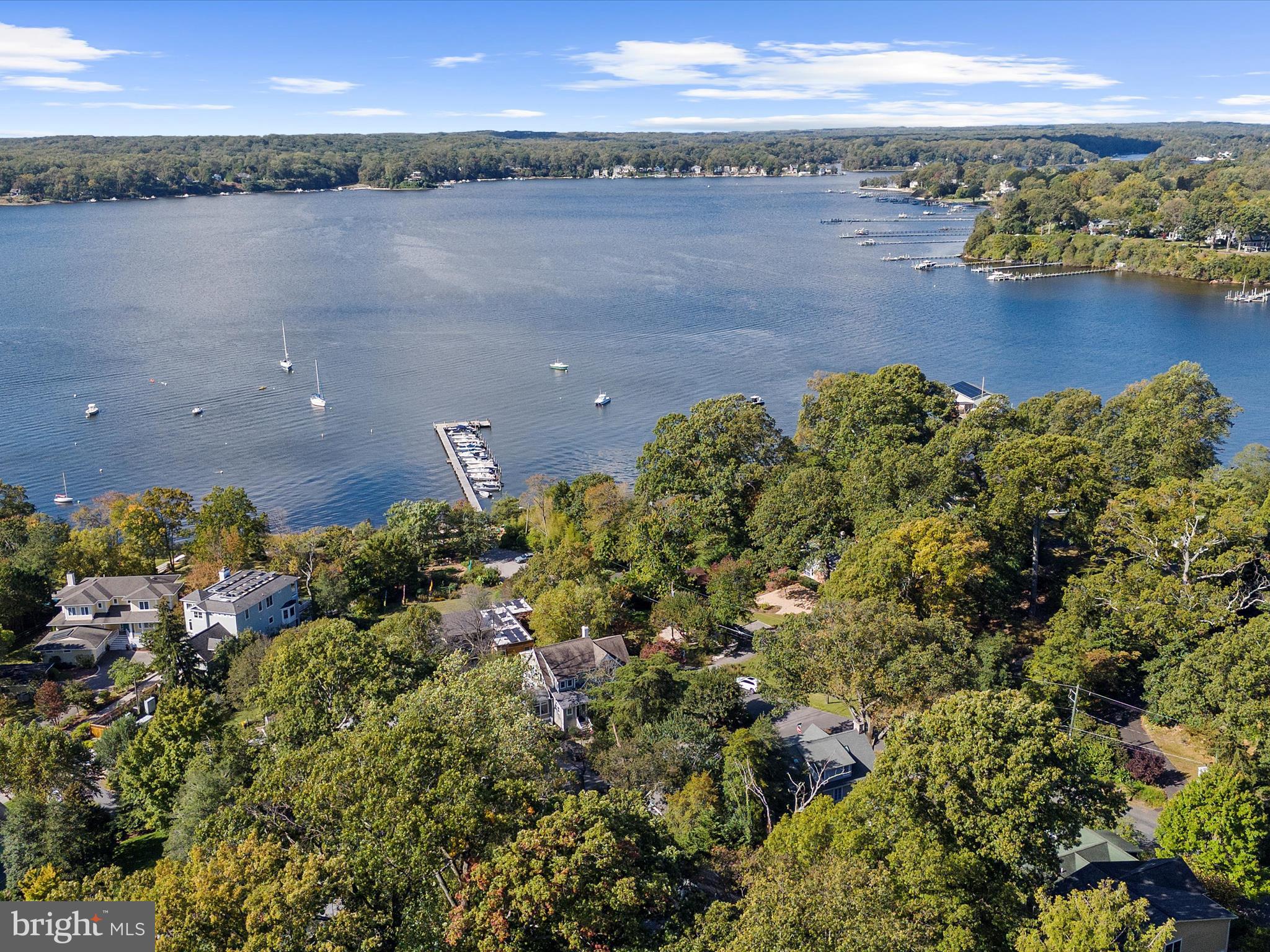 ROUND BAY - Residential