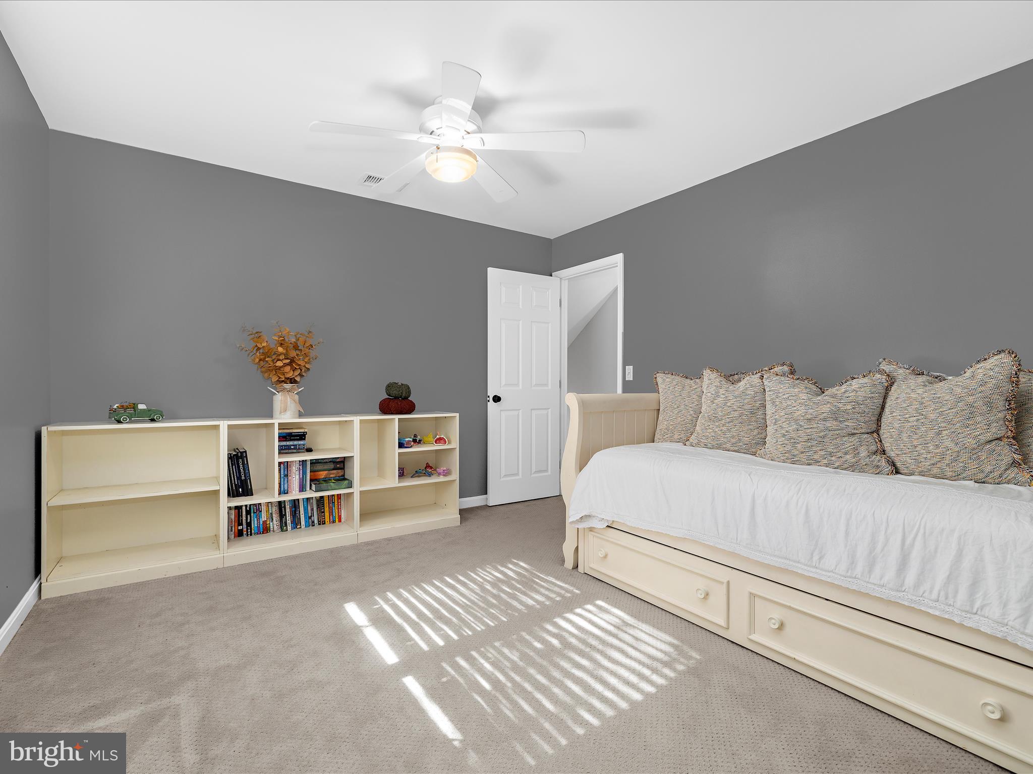 ROUND BAY - Residential