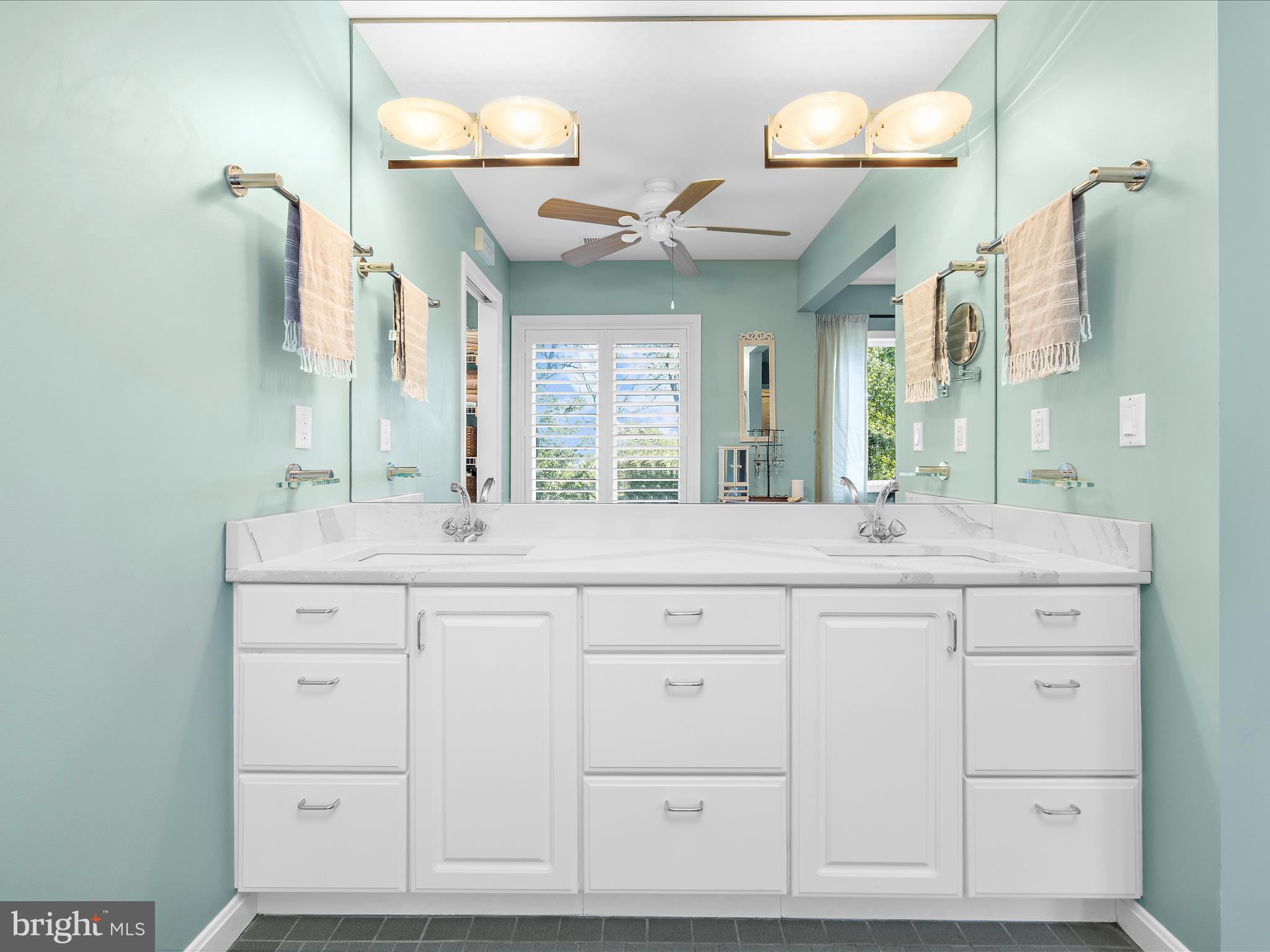 ROUND BAY - Residential