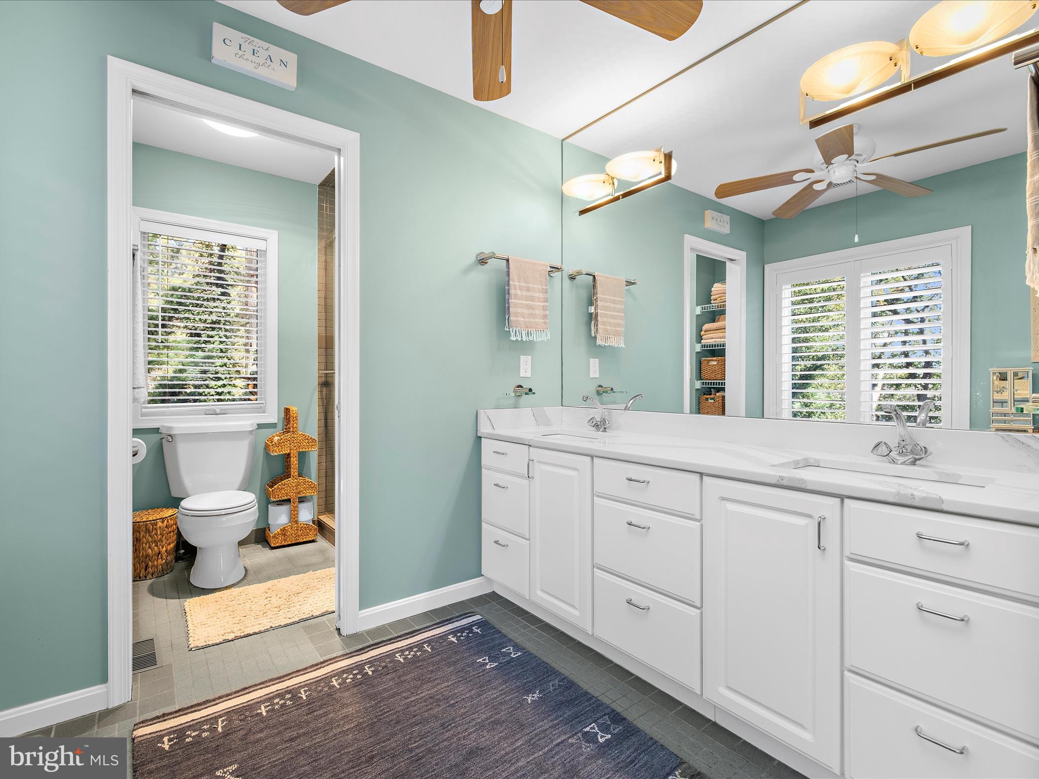 ROUND BAY - Residential