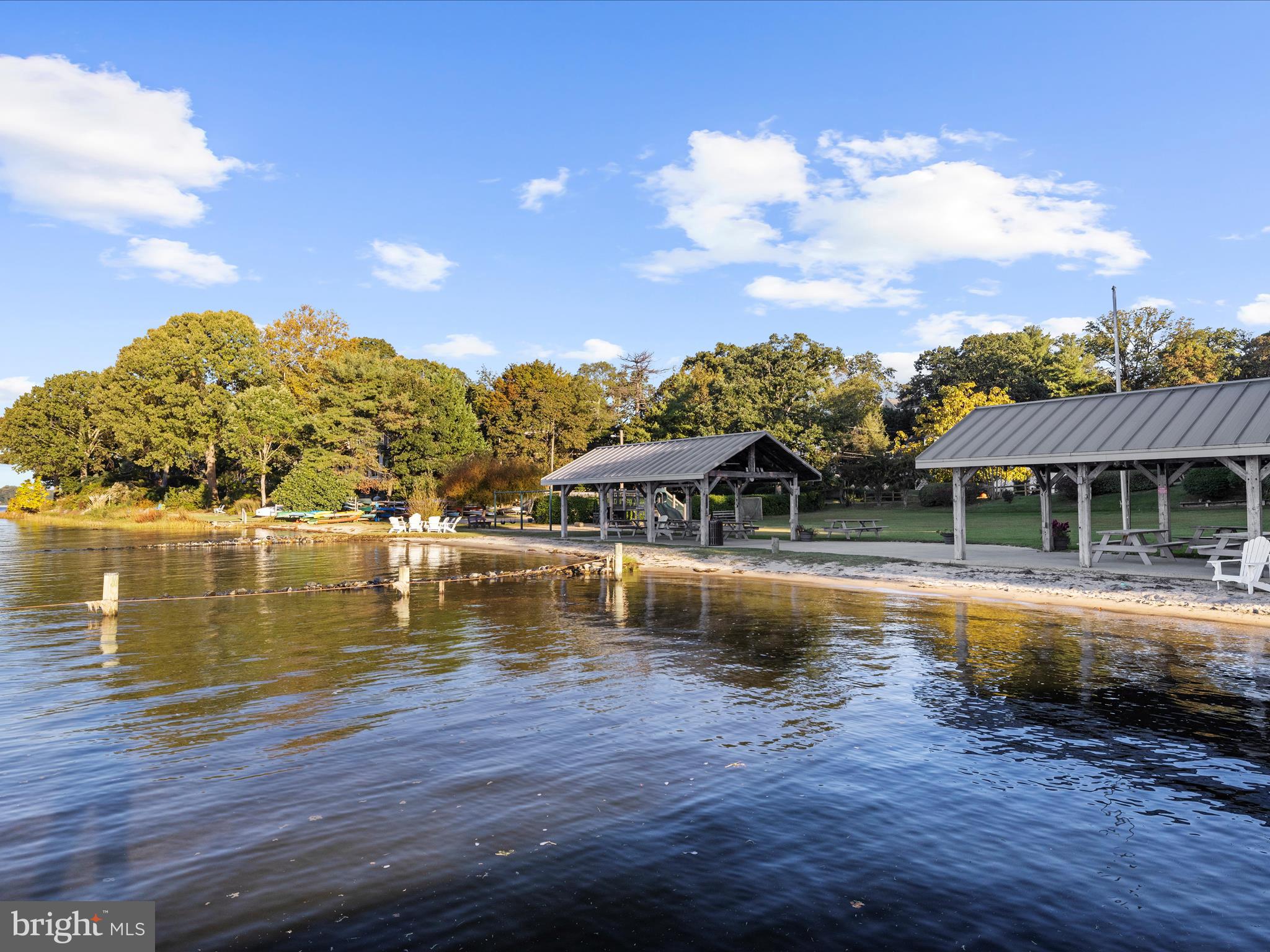 ROUND BAY - Residential