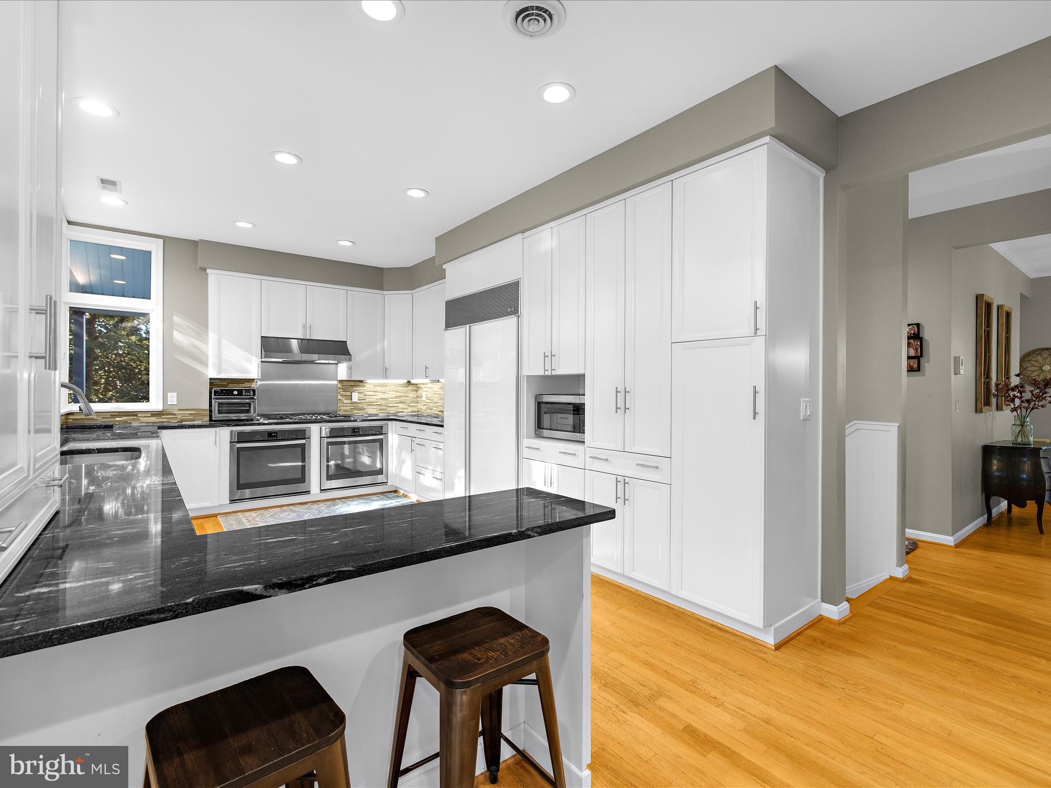 ROUND BAY - Residential