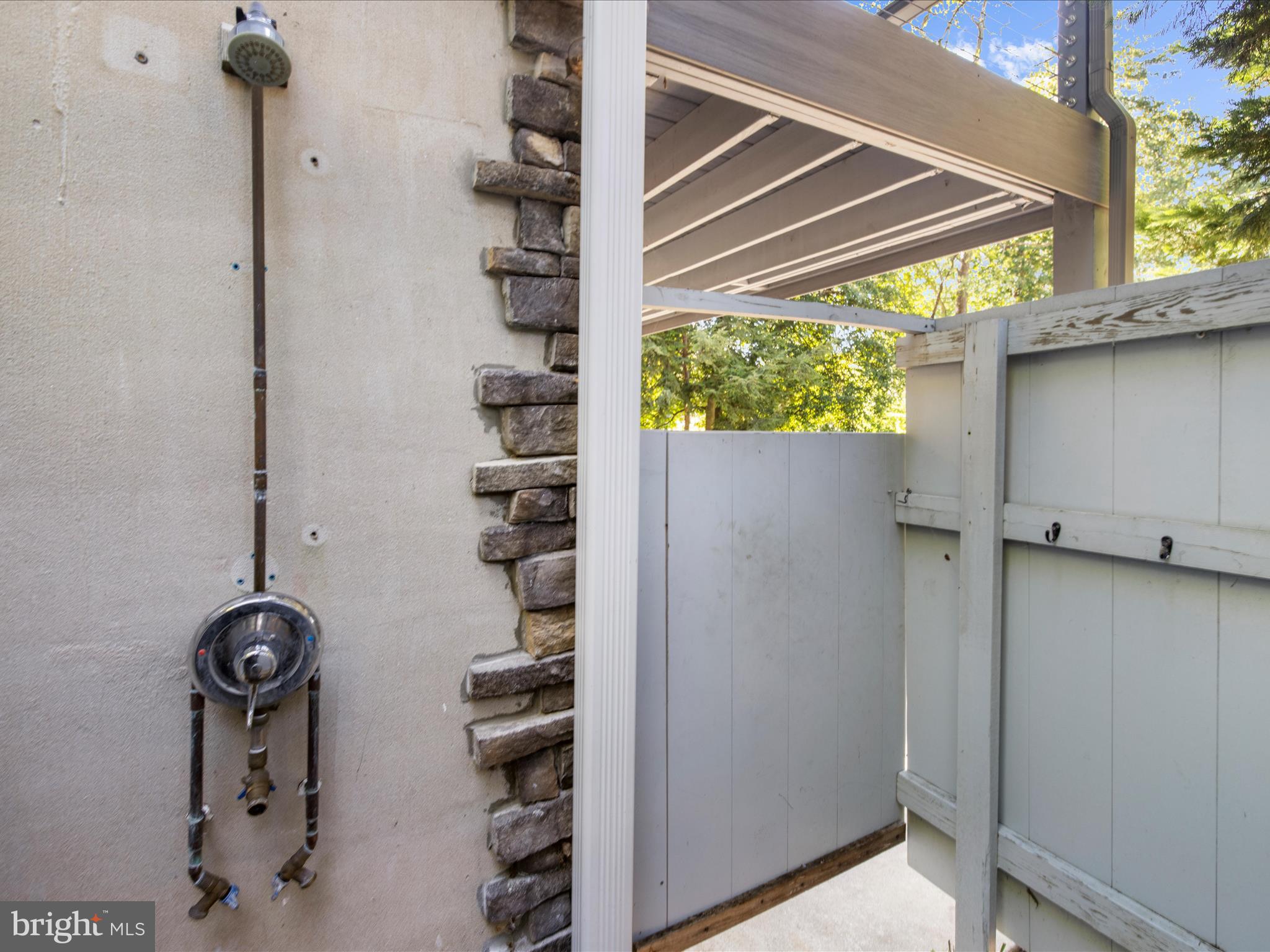 ROUND BAY - Residential