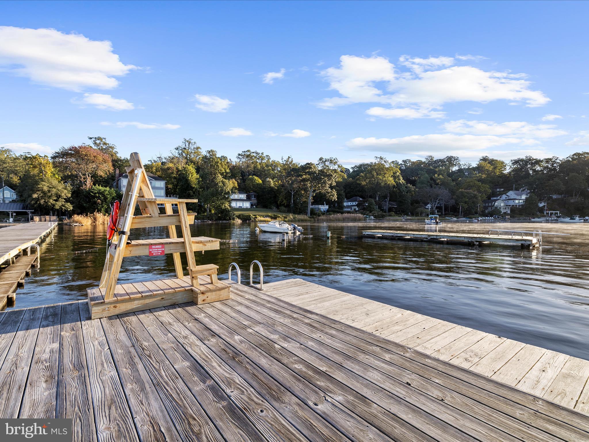 ROUND BAY - Residential