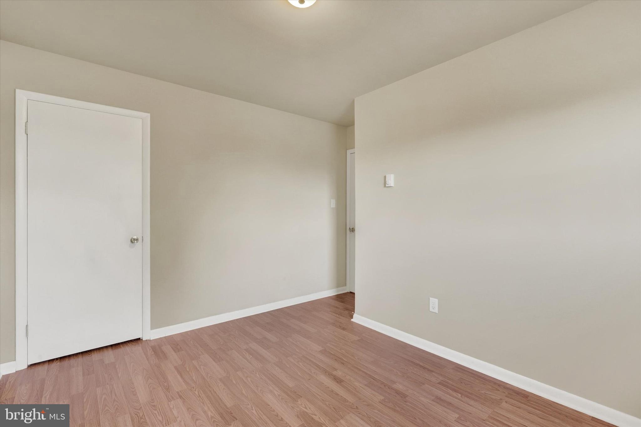 KENSINGTON HEIGHTS - Residential