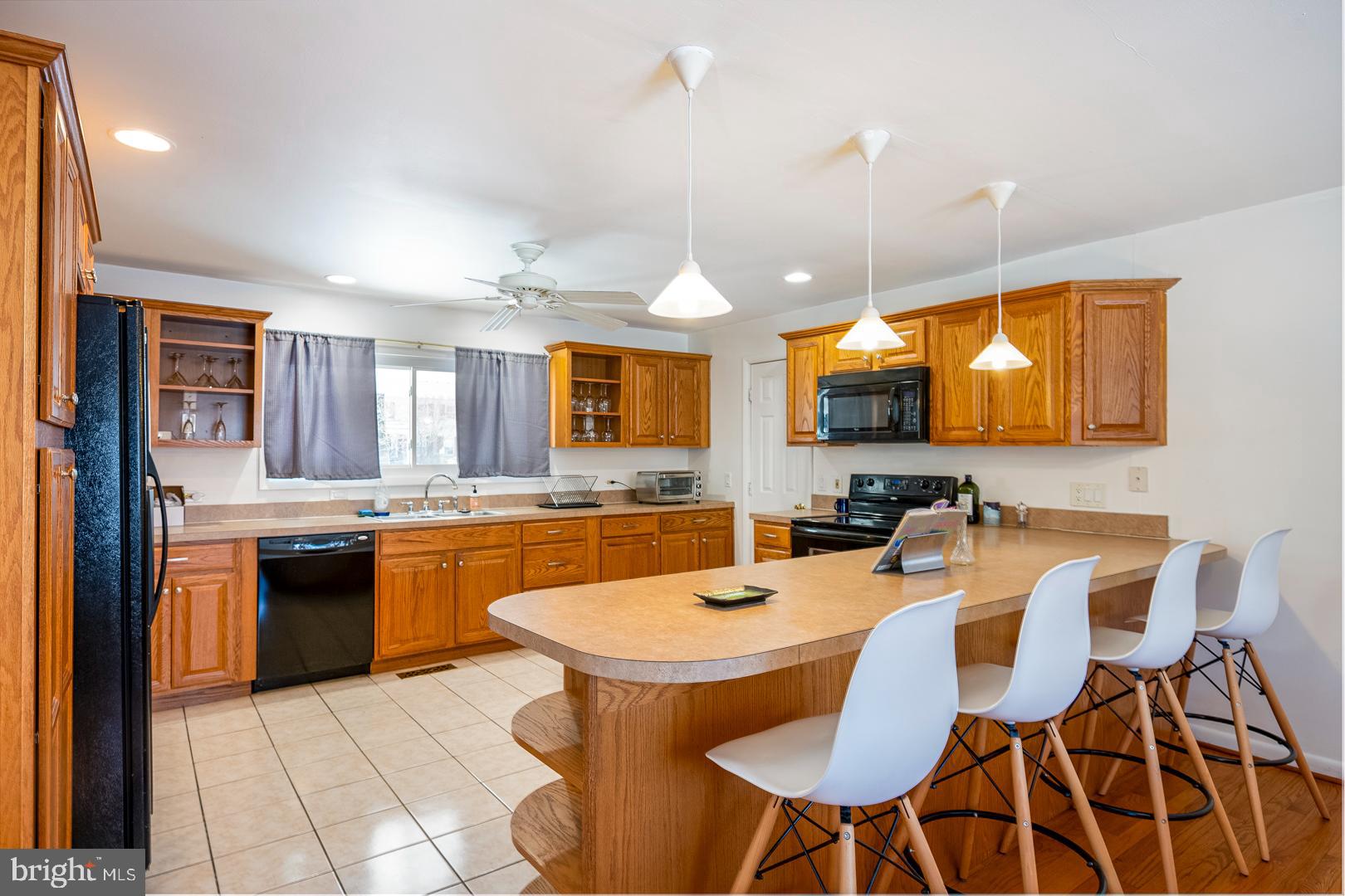 BIRDLAND - Residential