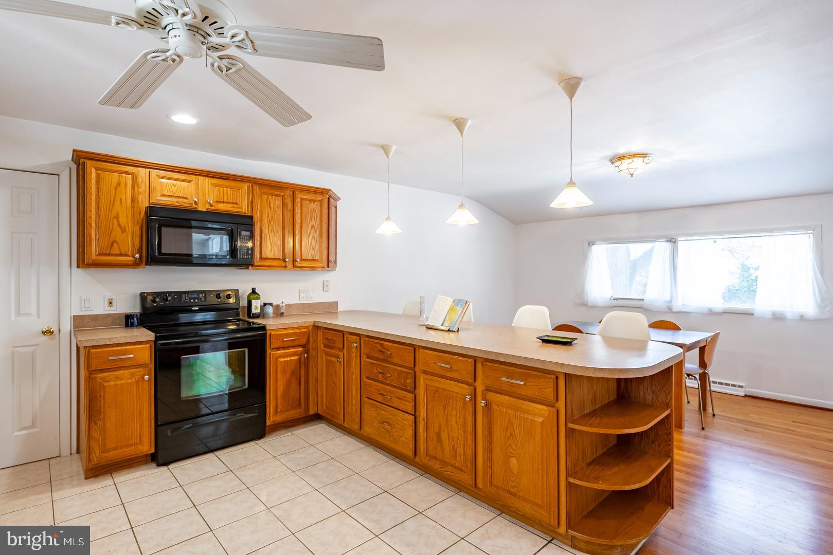 BIRDLAND - Residential