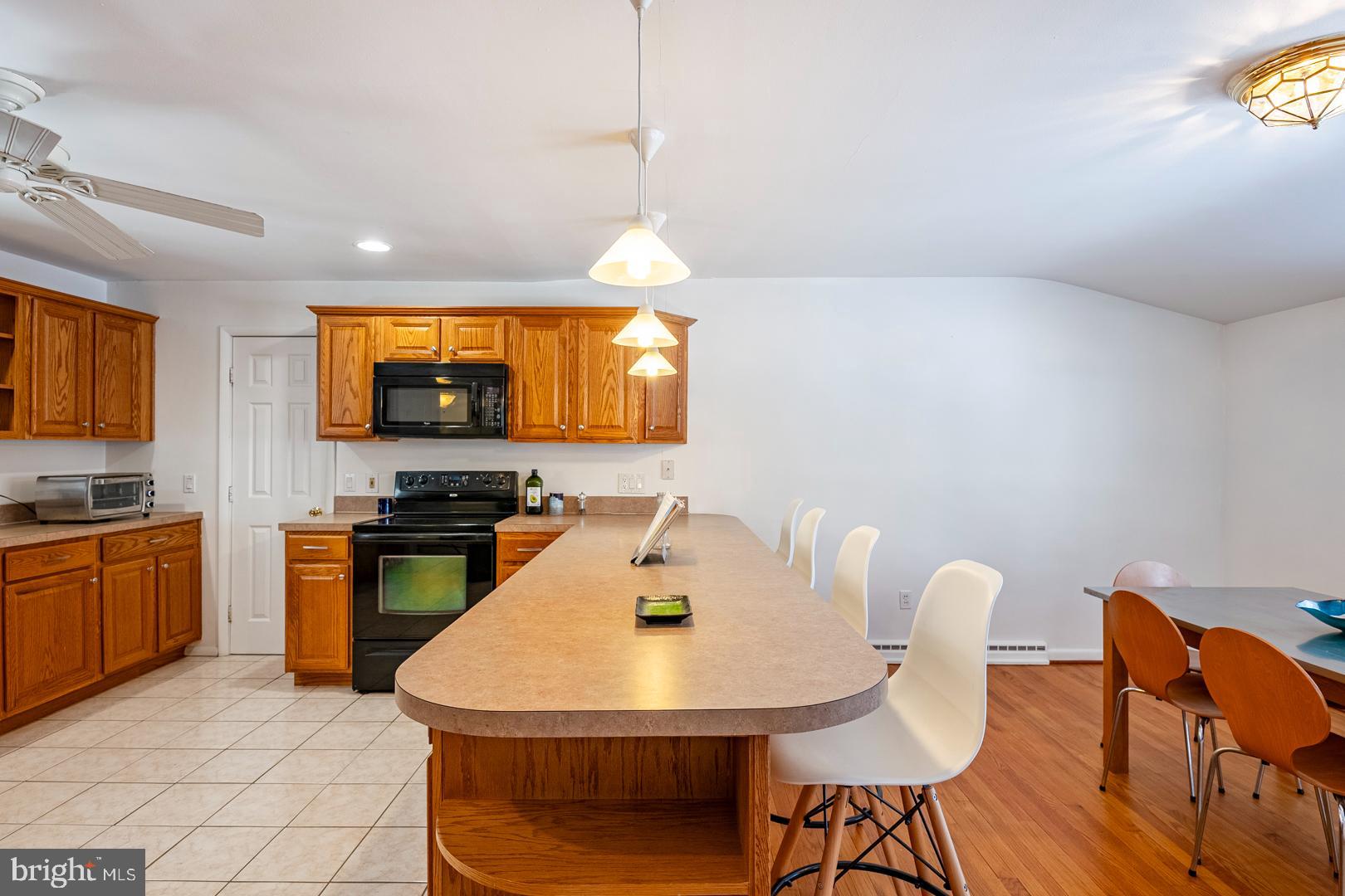 BIRDLAND - Residential