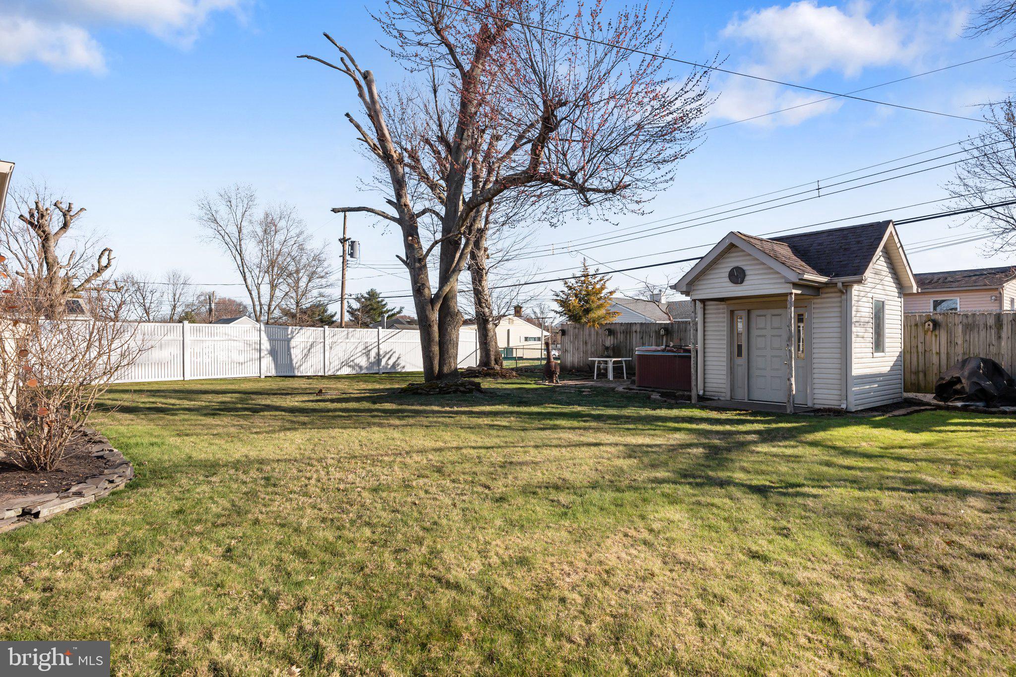 FAIRLESS HILLS - Residential