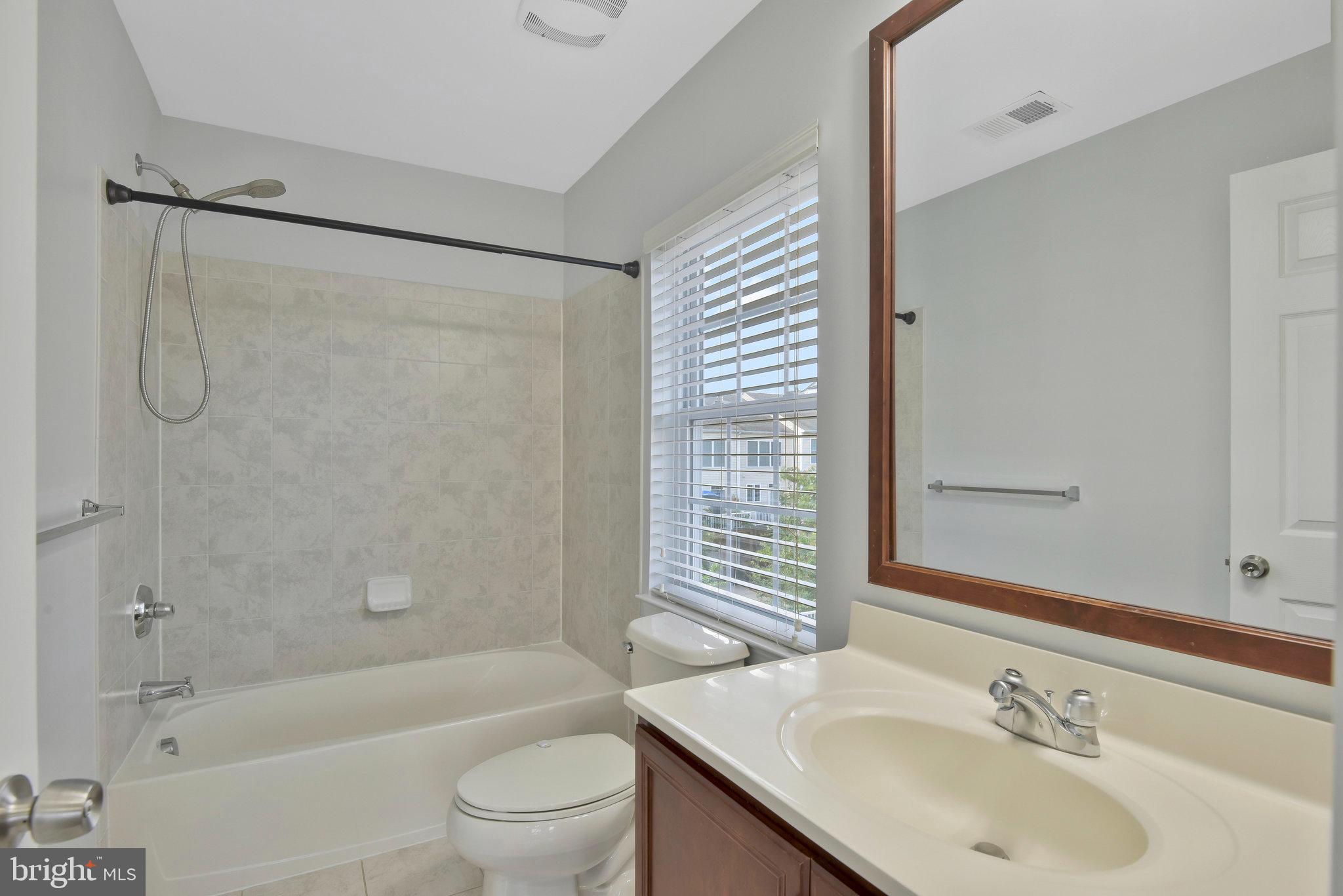 SOUTH RIDING - Residential Lease