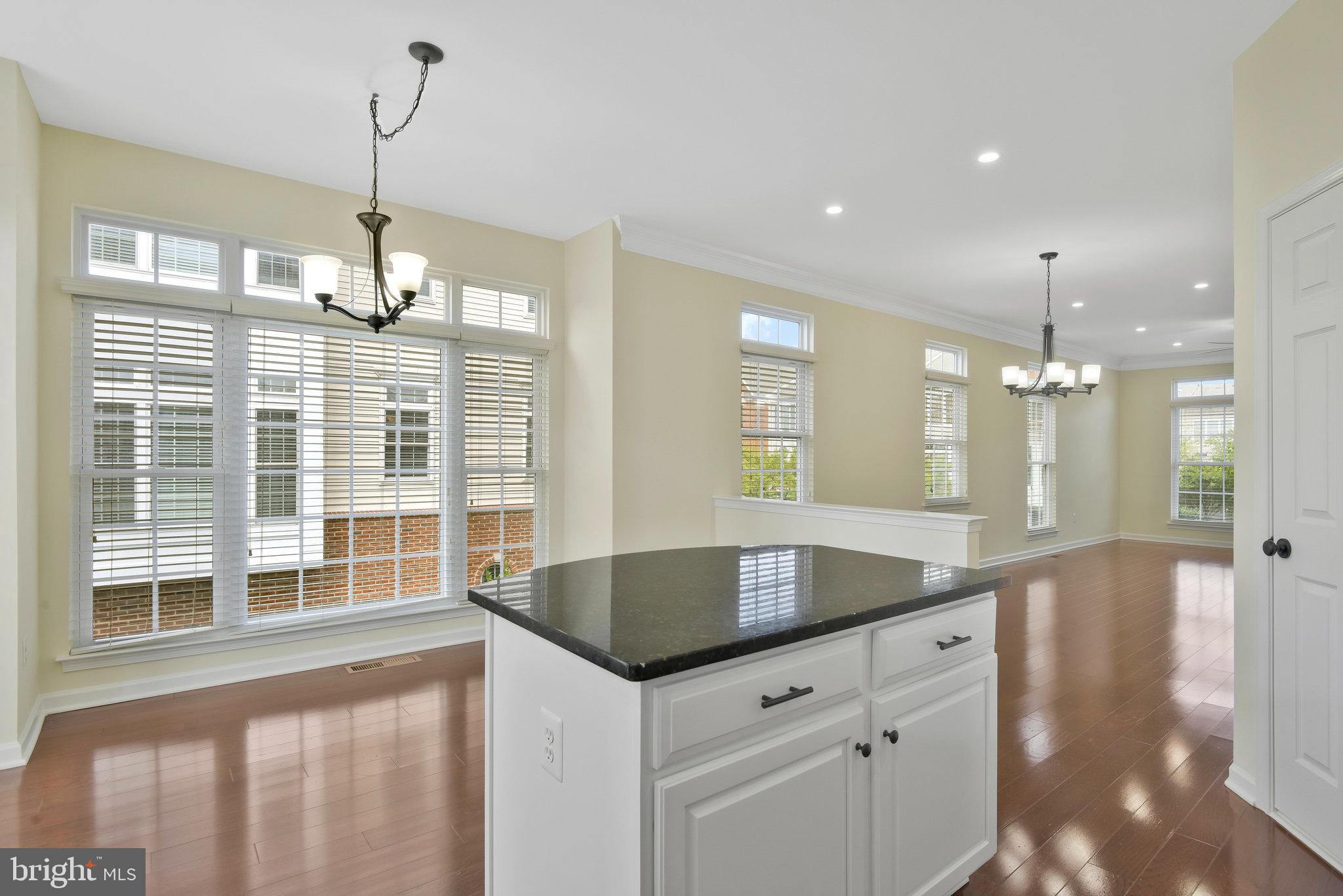 SOUTH RIDING - Residential Lease