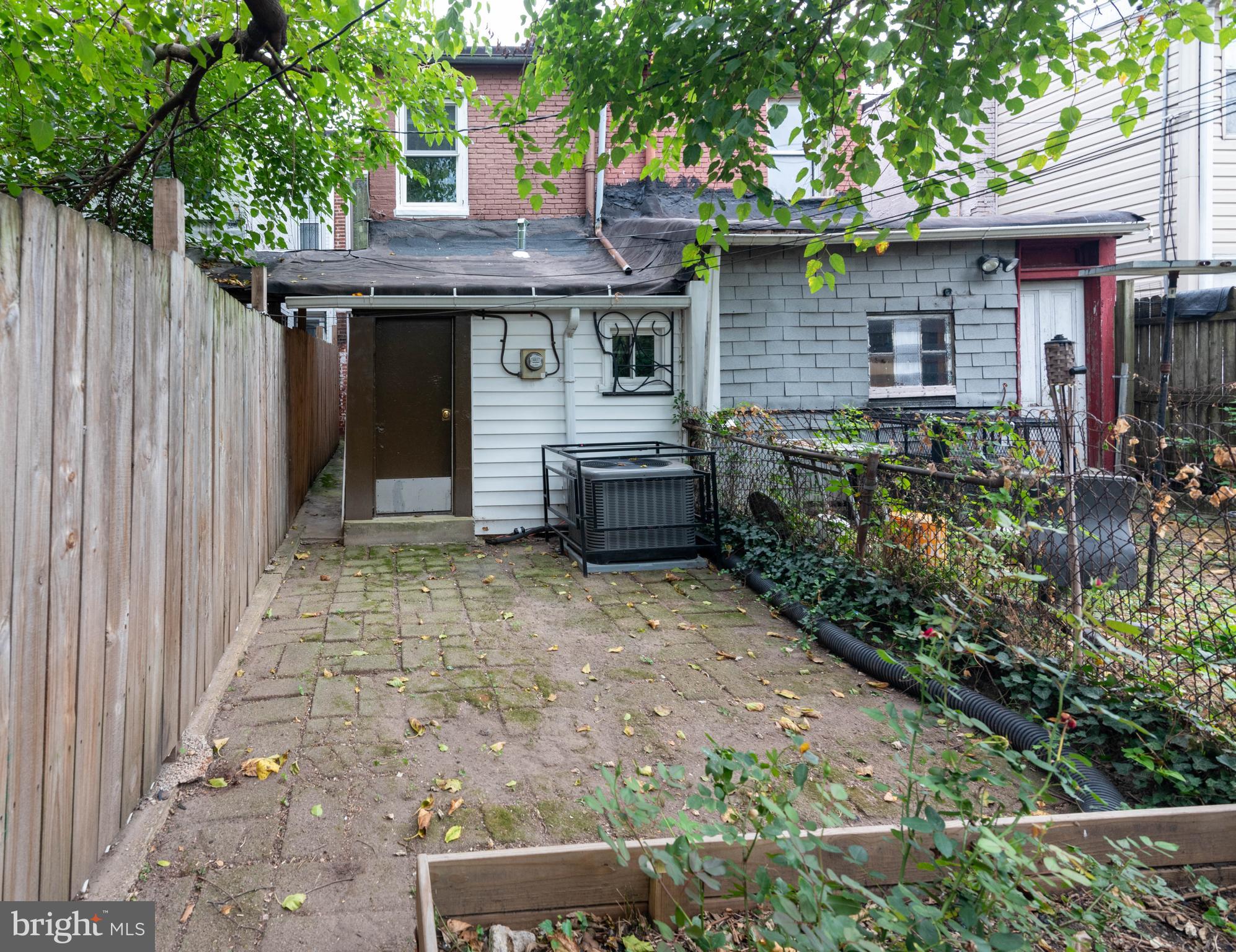 MOUNT CLARE - Residential