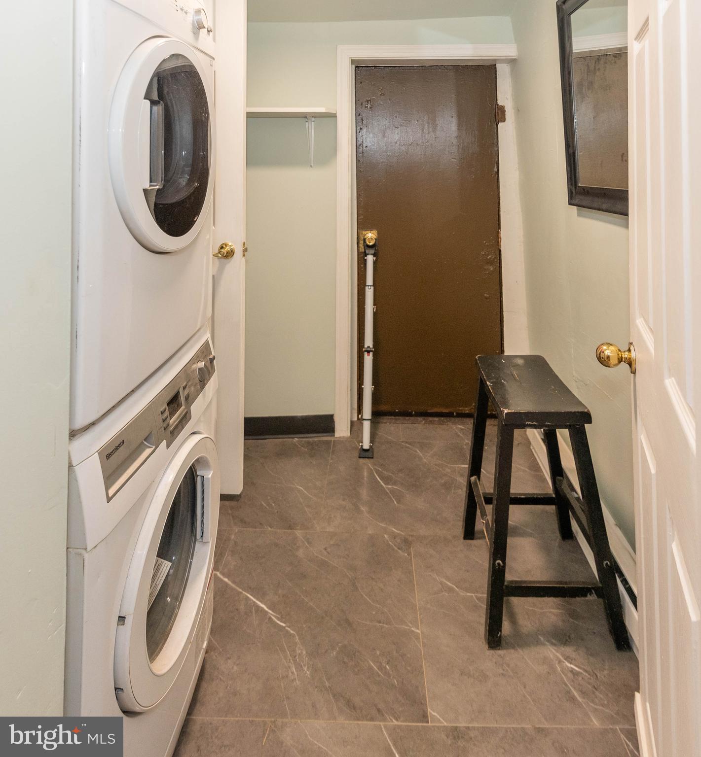 MOUNT CLARE - Residential