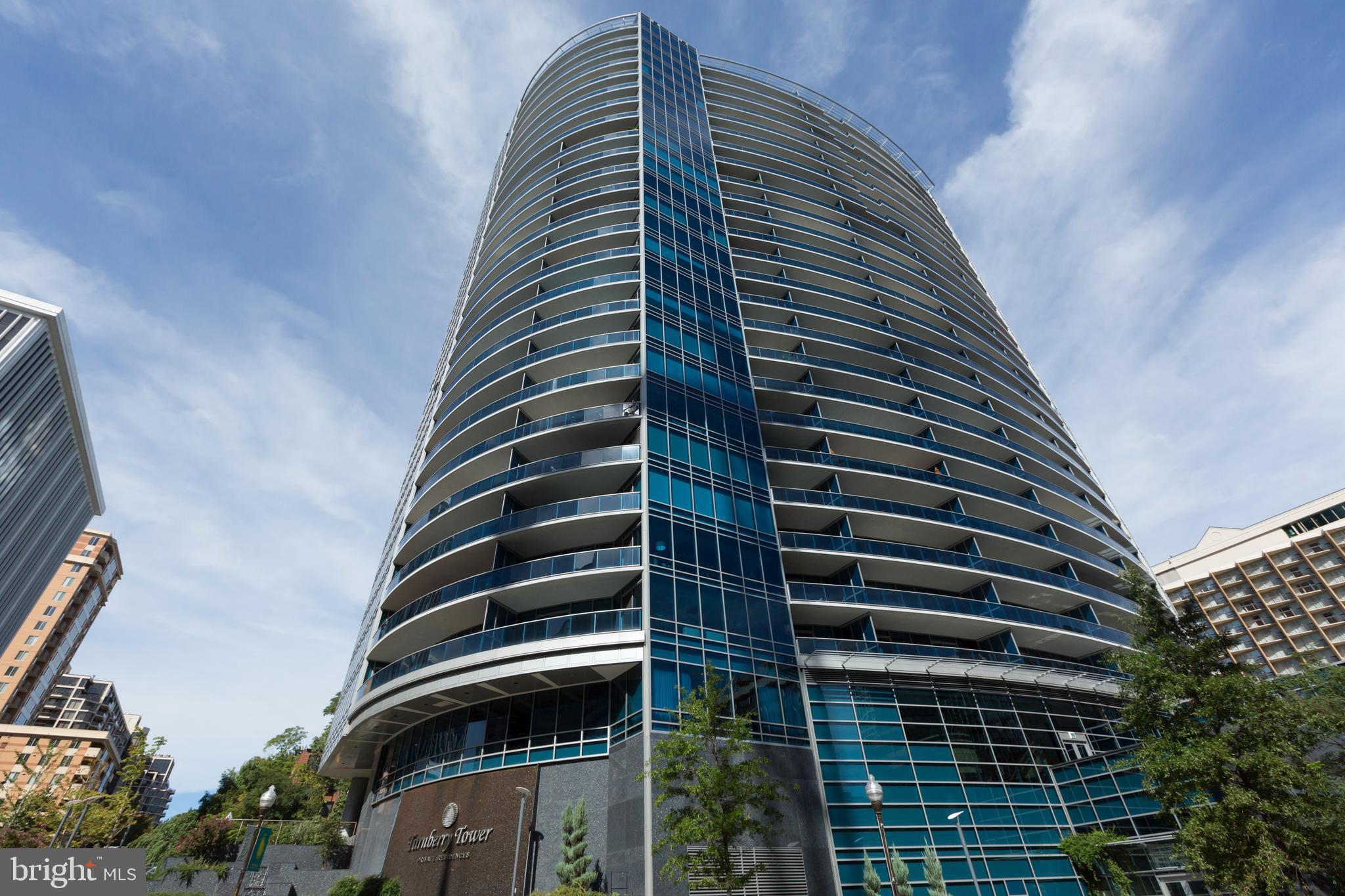 TURNBERRY TOWER - Residential