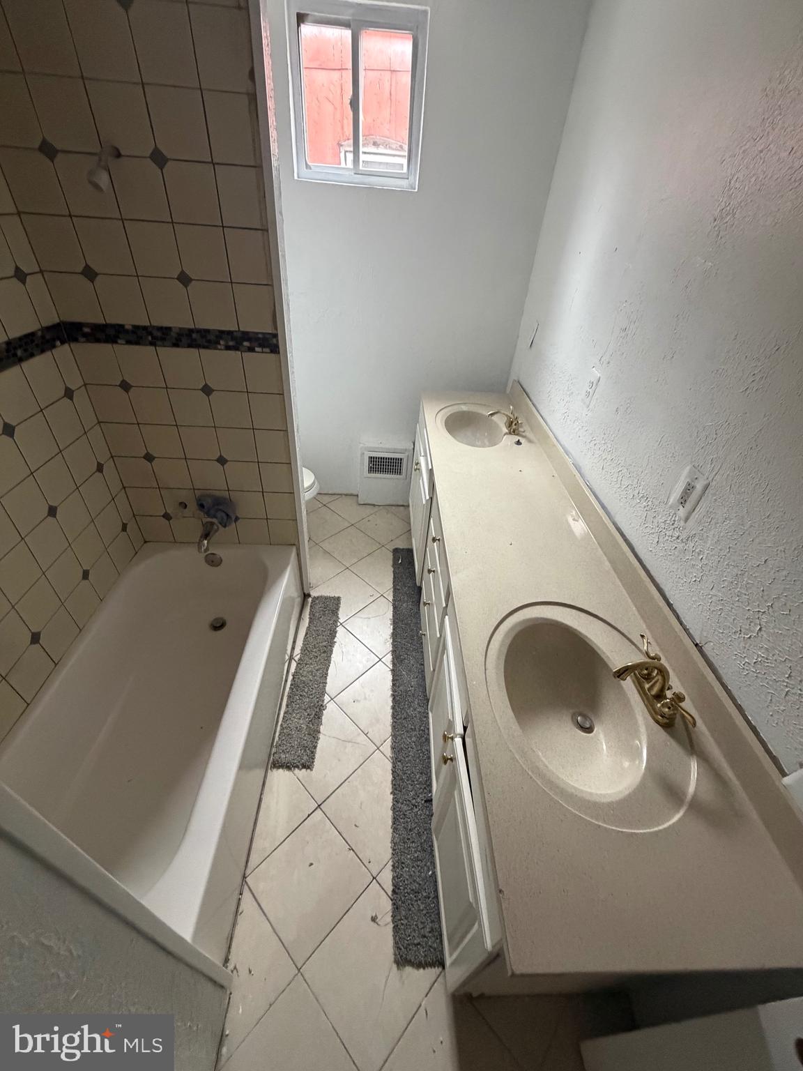 CLIFTON PARK - Residential