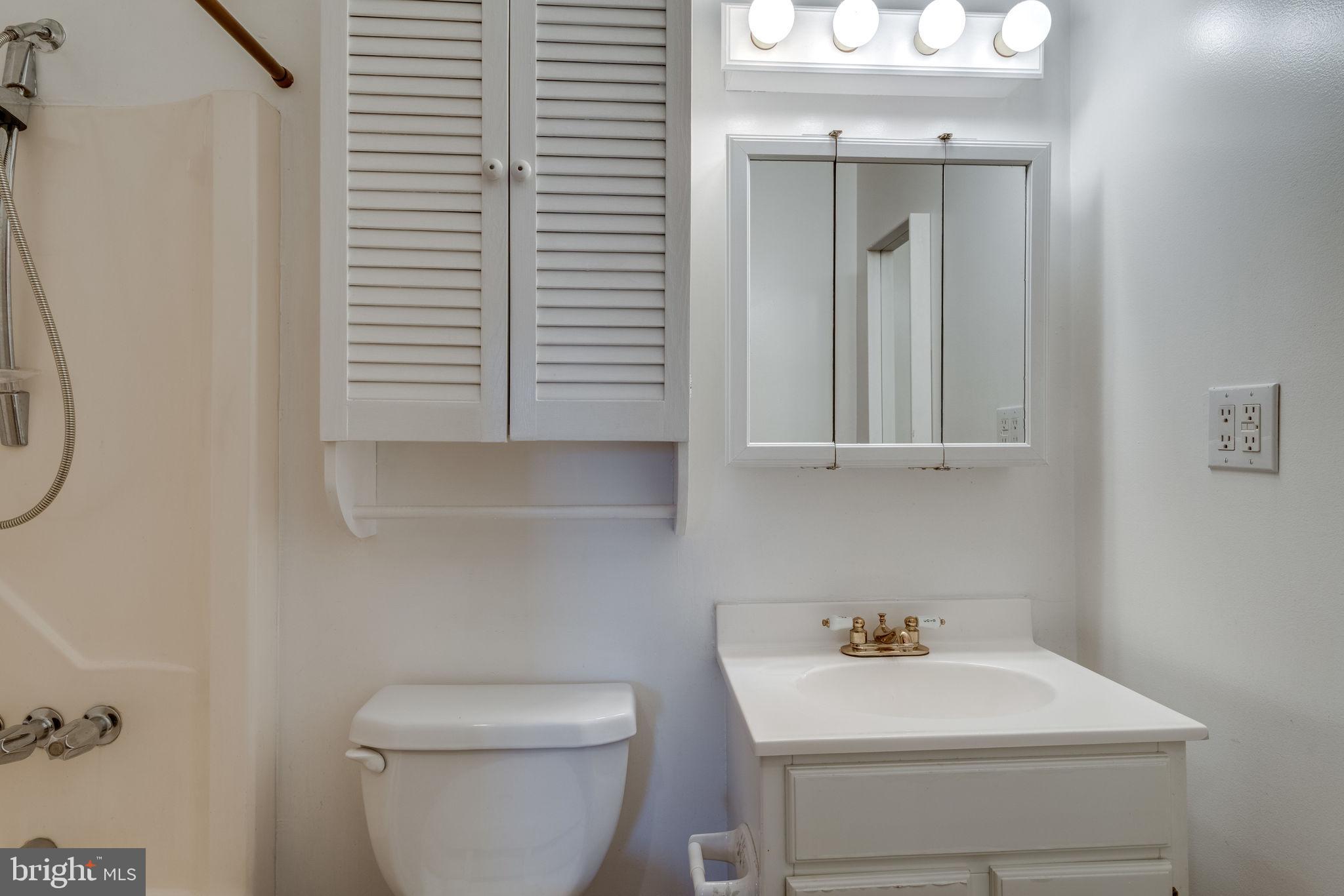 BULL RUN MOUNTAIN ESTATE - Residential