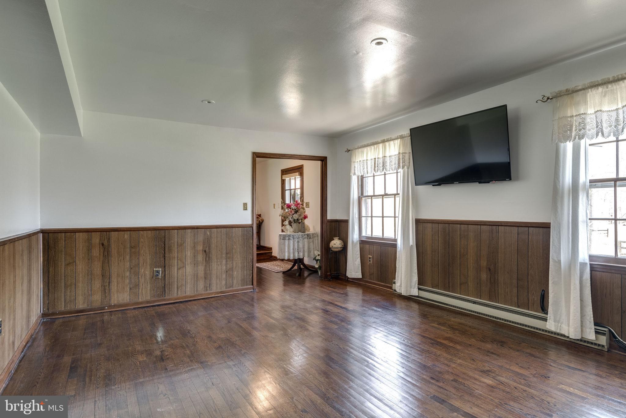 BULL RUN MOUNTAIN ESTATE - Residential